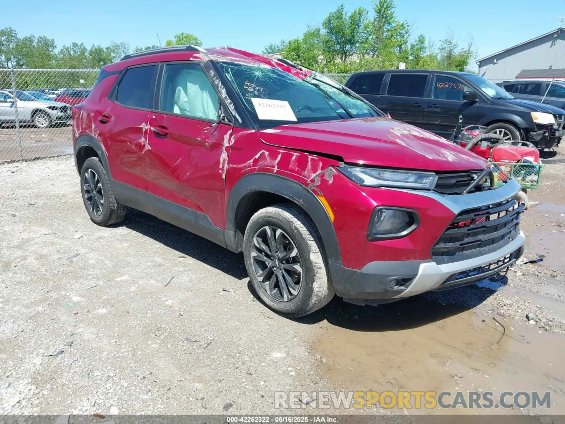 1 Фотография поврежденного автомобиля KL79MRSL1MB052056 CHEVROLET TRAILBLAZER 2021