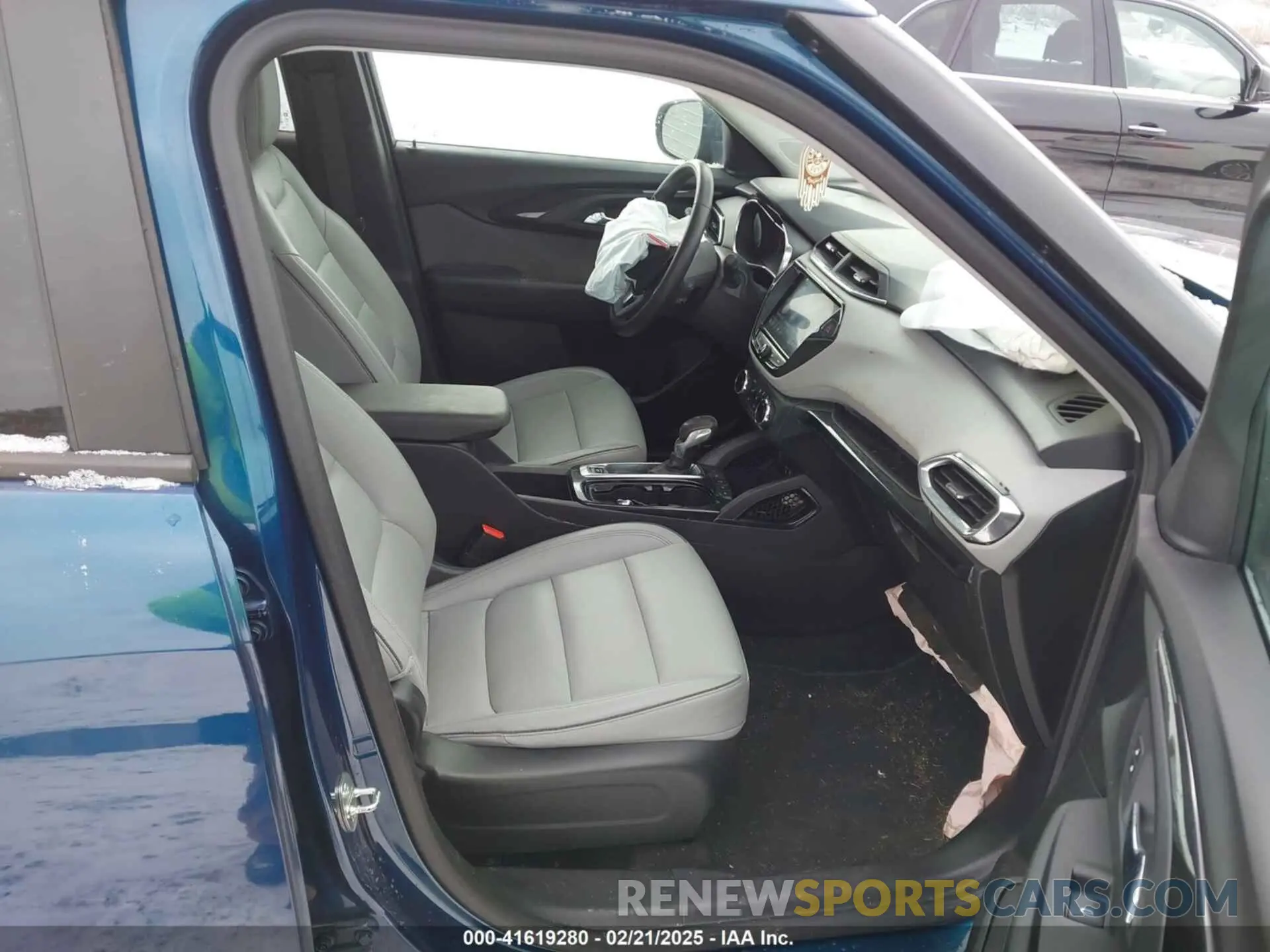5 Photograph of a damaged car KL79MRSL3MB121720 CHEVROLET TRAILBLAZER 2021