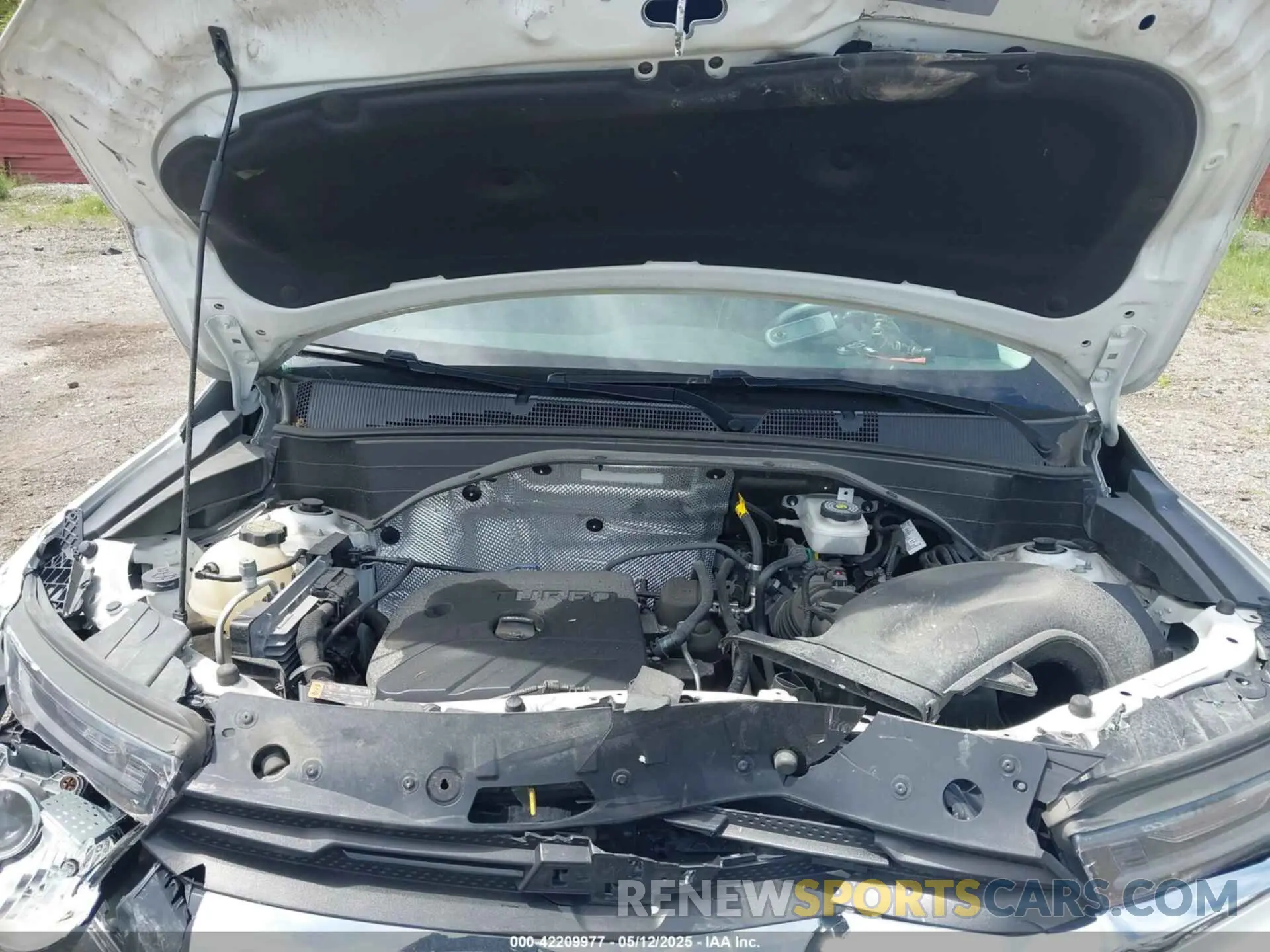 10 Photograph of a damaged car KL79MRSL5MB175410 CHEVROLET TRAILBLAZER 2021