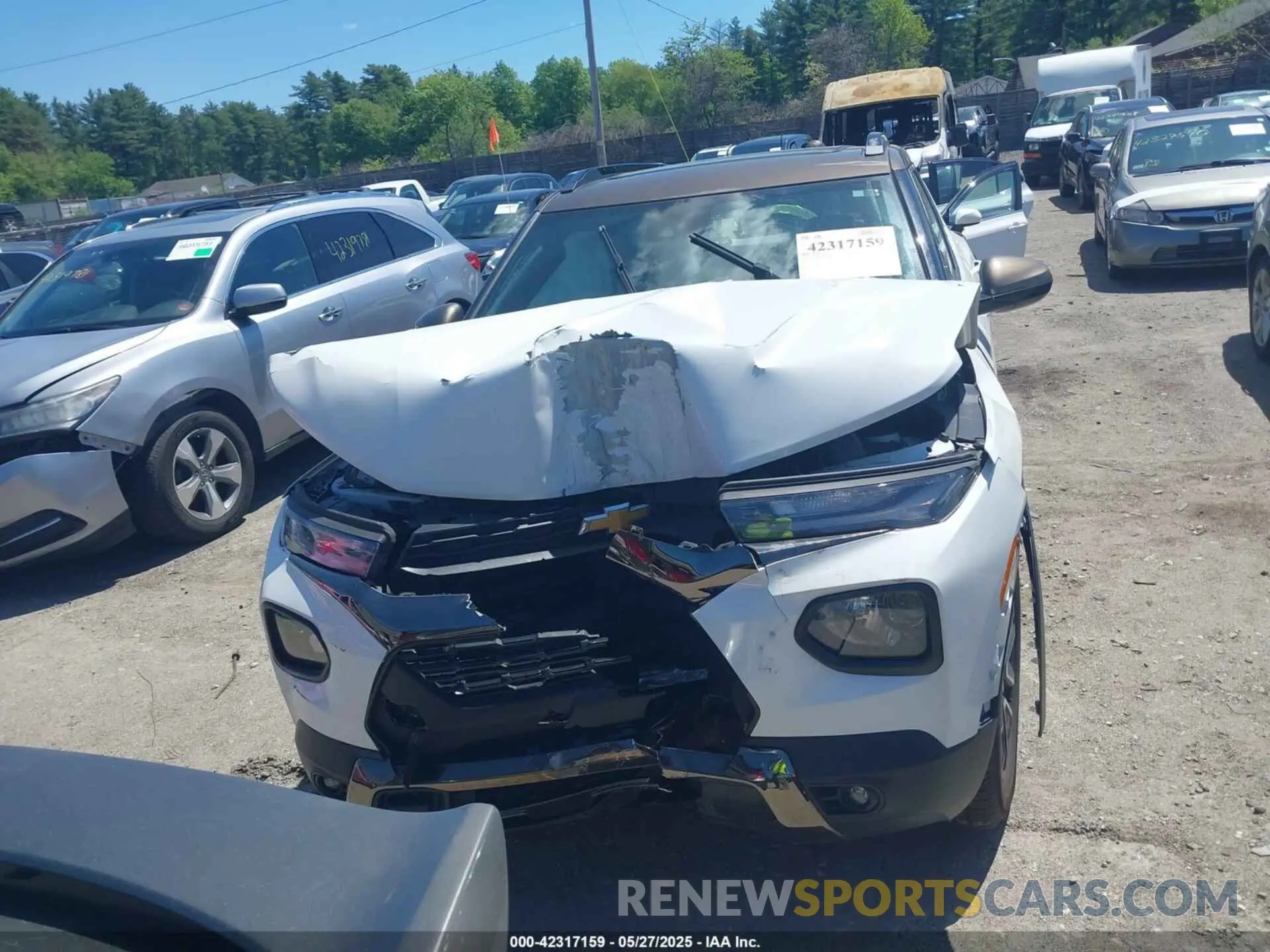 12 Photograph of a damaged car KL79MSSL1MB143545 CHEVROLET TRAILBLAZER 2021