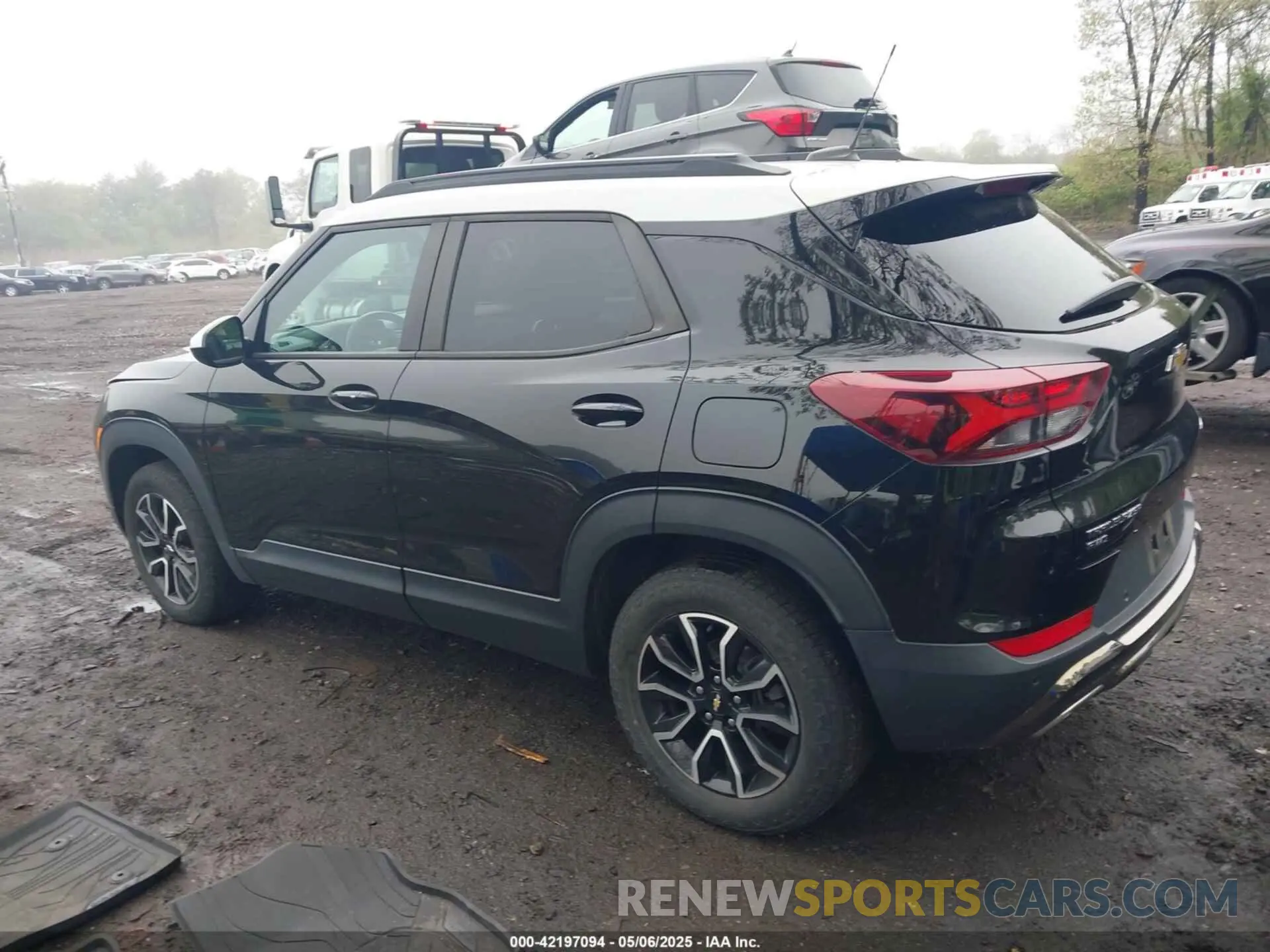 14 Photograph of a damaged car KL79MSSL2MB016304 CHEVROLET TRAILBLAZER 2021