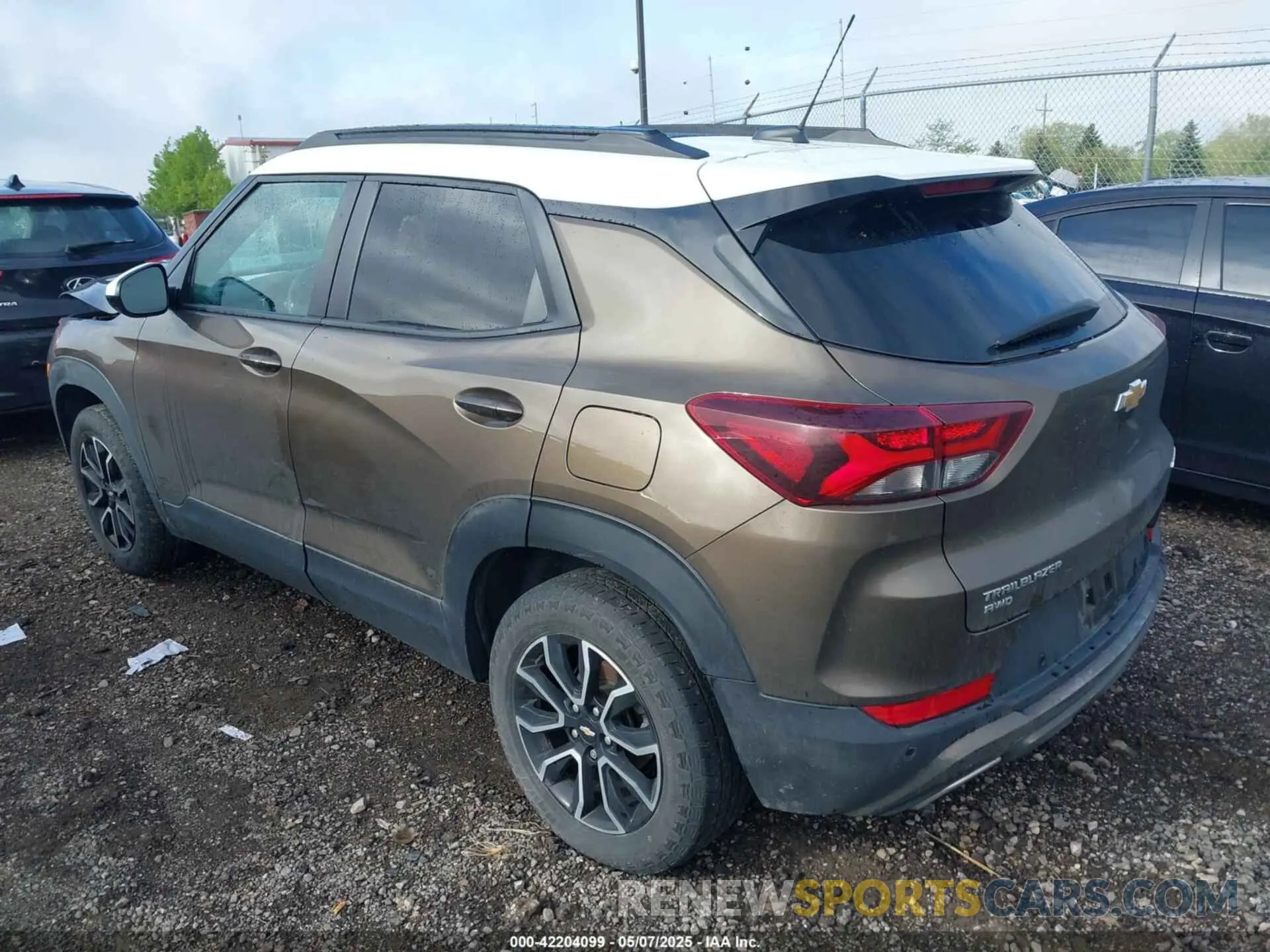 3 Photograph of a damaged car KL79MSSL4MB130675 CHEVROLET TRAILBLAZER 2021