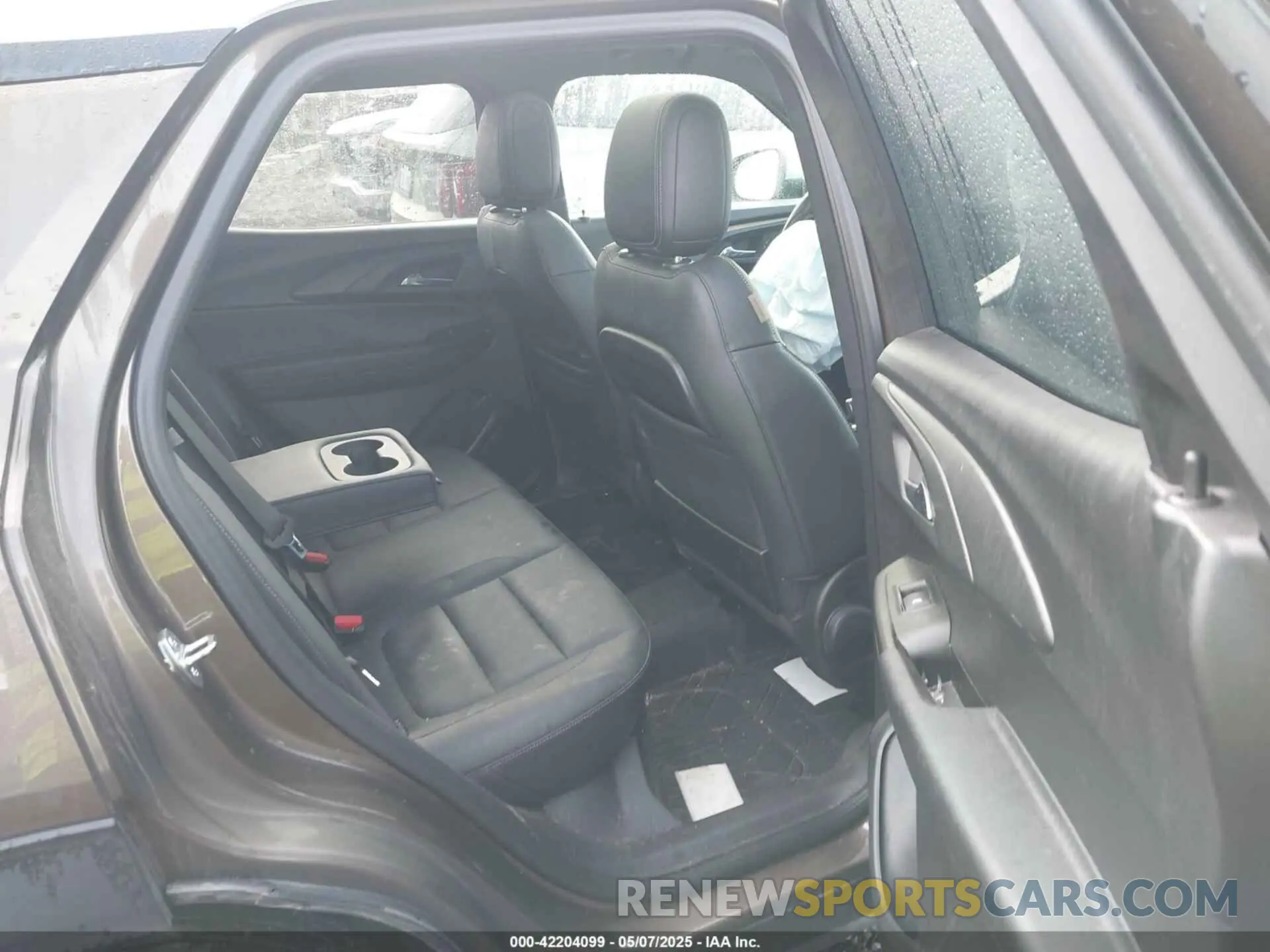 8 Photograph of a damaged car KL79MSSL4MB130675 CHEVROLET TRAILBLAZER 2021