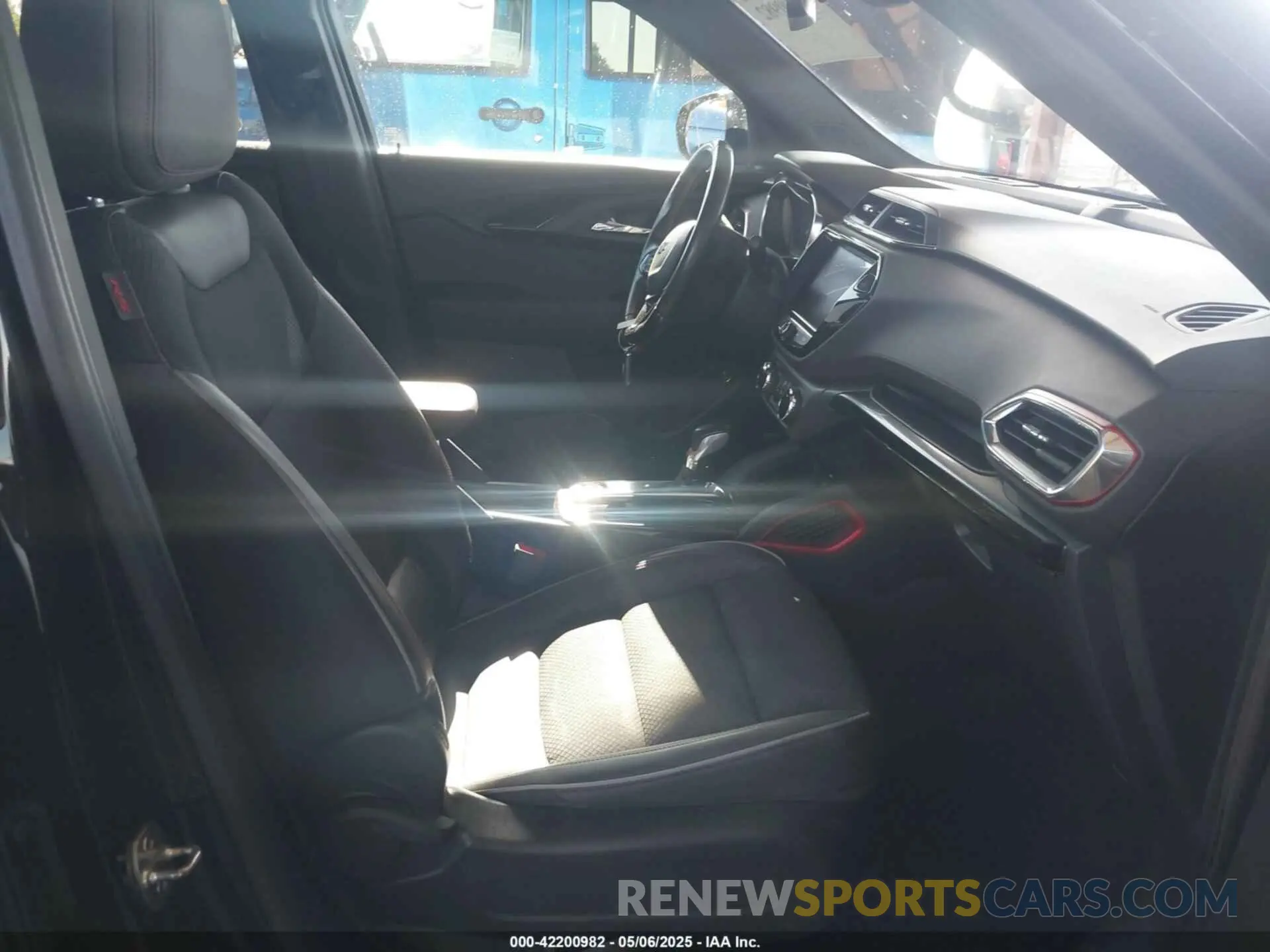 5 Photograph of a damaged car KL79MUSL2MB023216 CHEVROLET TRAILBLAZER 2021