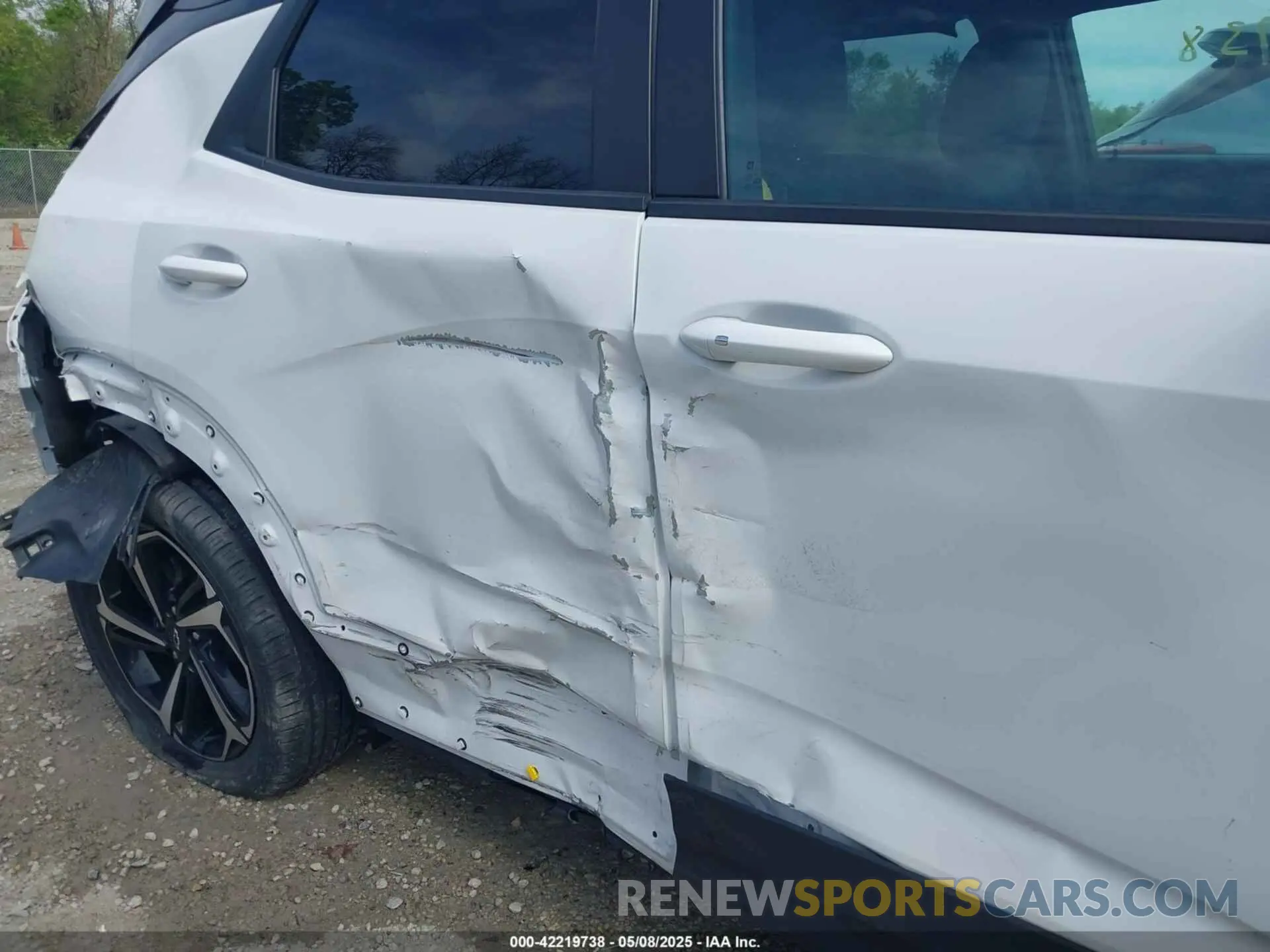 19 Photograph of a damaged car KL79MUSL6MB153516 CHEVROLET TRAILBLAZER 2021