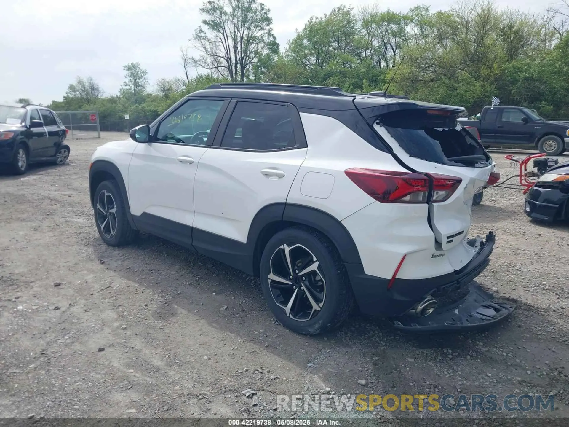 3 Photograph of a damaged car KL79MUSL6MB153516 CHEVROLET TRAILBLAZER 2021