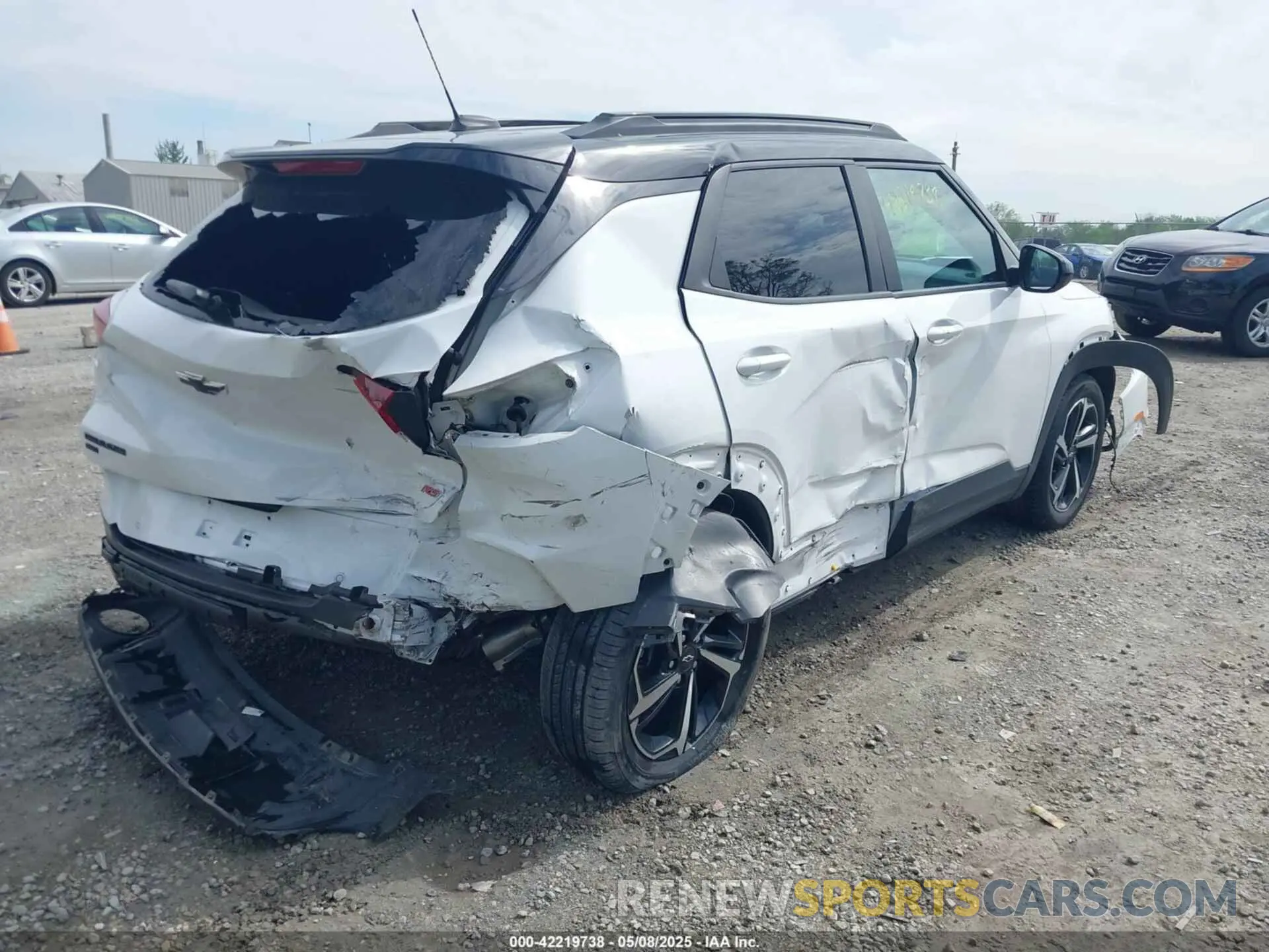 4 Photograph of a damaged car KL79MUSL6MB153516 CHEVROLET TRAILBLAZER 2021