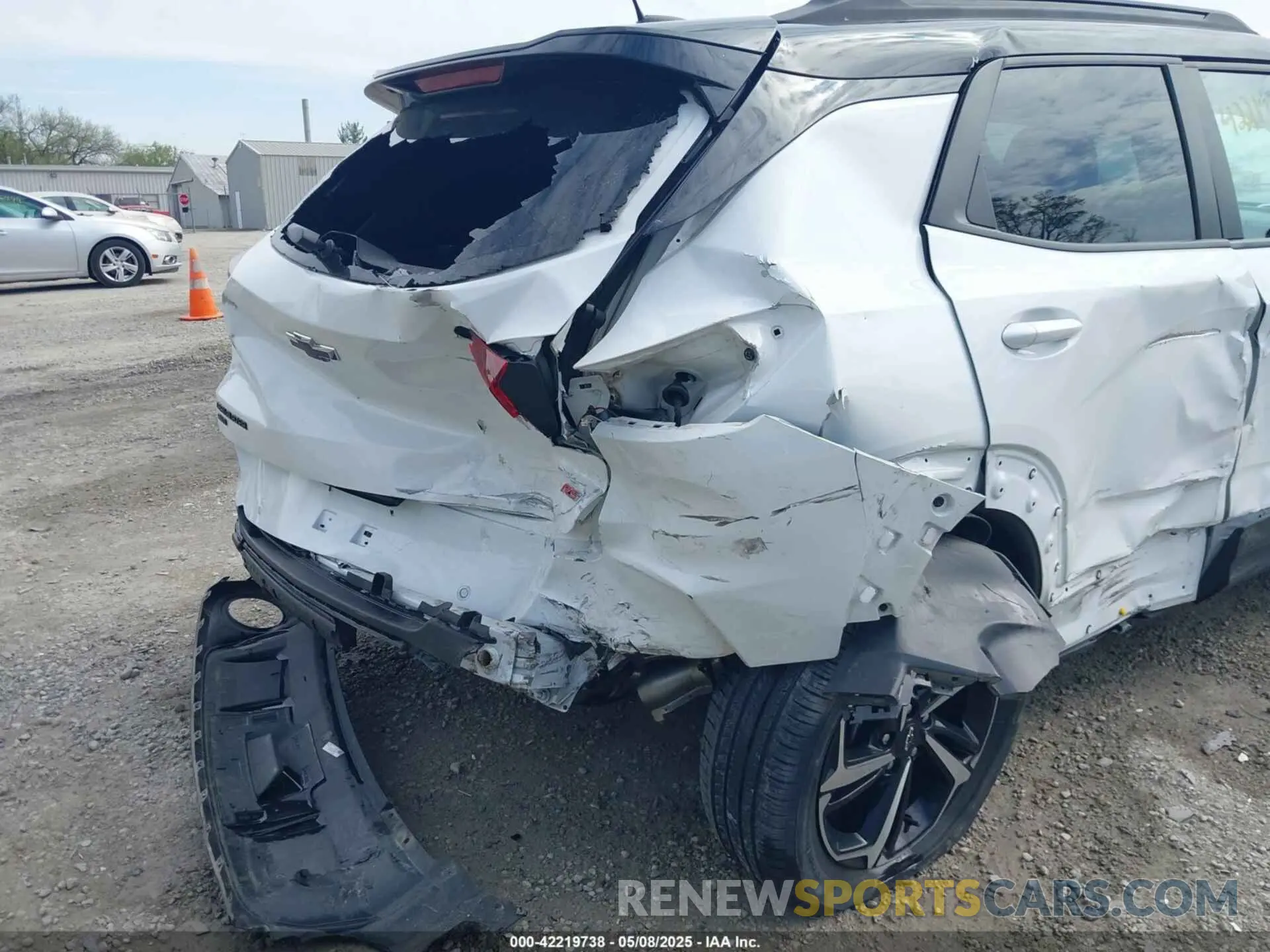 6 Photograph of a damaged car KL79MUSL6MB153516 CHEVROLET TRAILBLAZER 2021