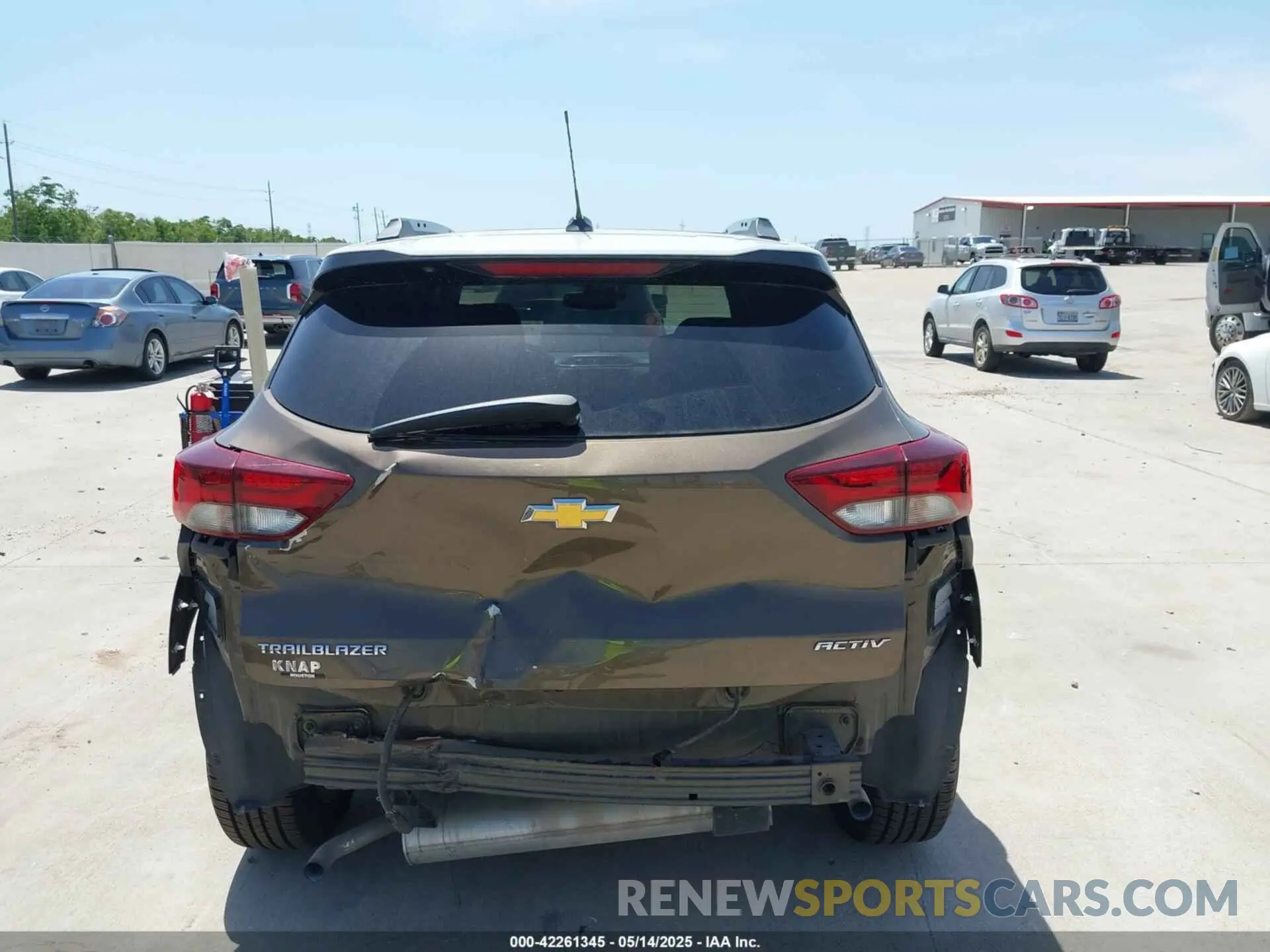 16 Photograph of a damaged car KL79MVSL0MB072646 CHEVROLET TRAILBLAZER 2021