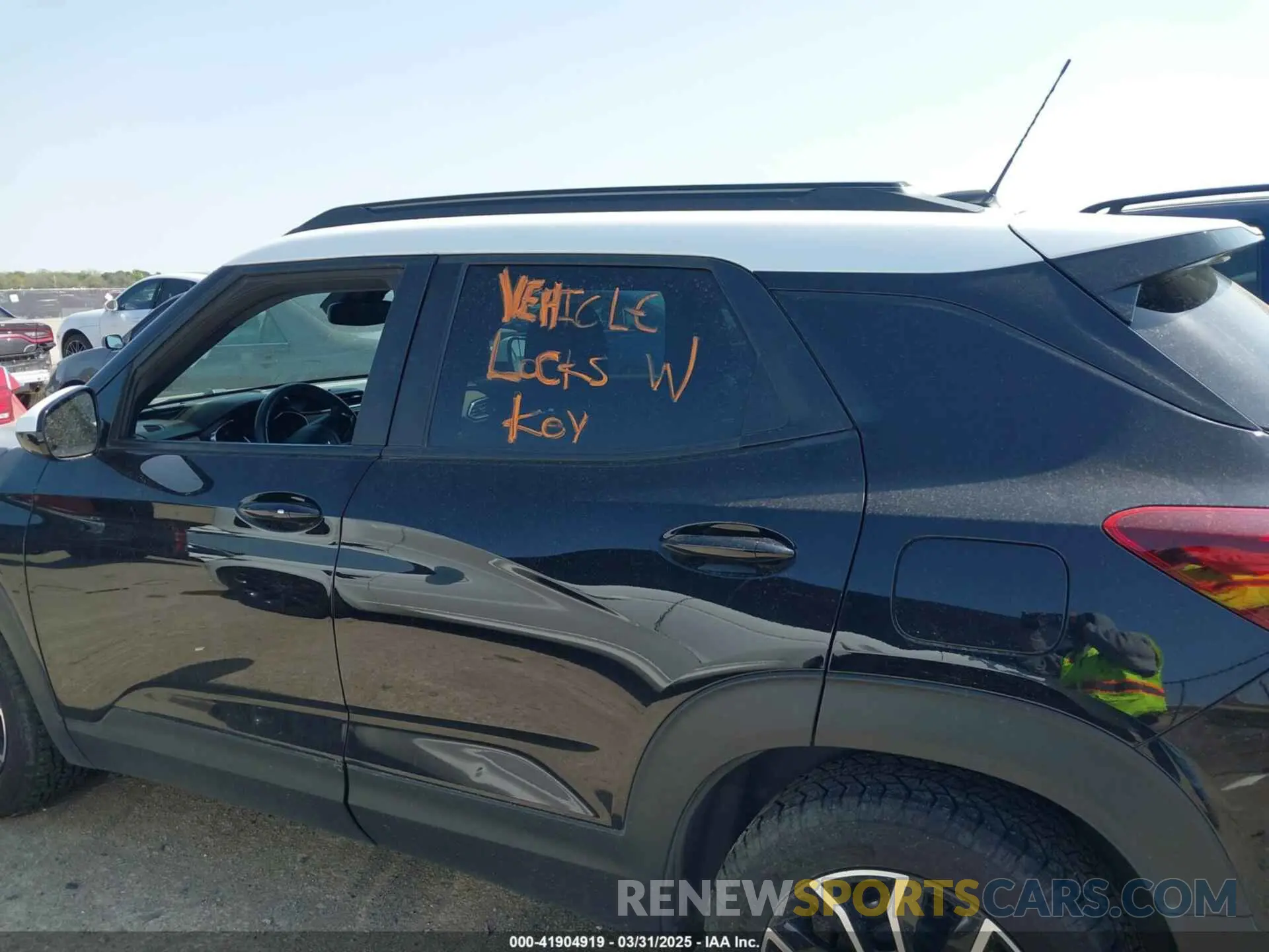 14 Фотография поврежденного автомобиля KL79MVSL7MB172694 CHEVROLET TRAILBLAZER 2021