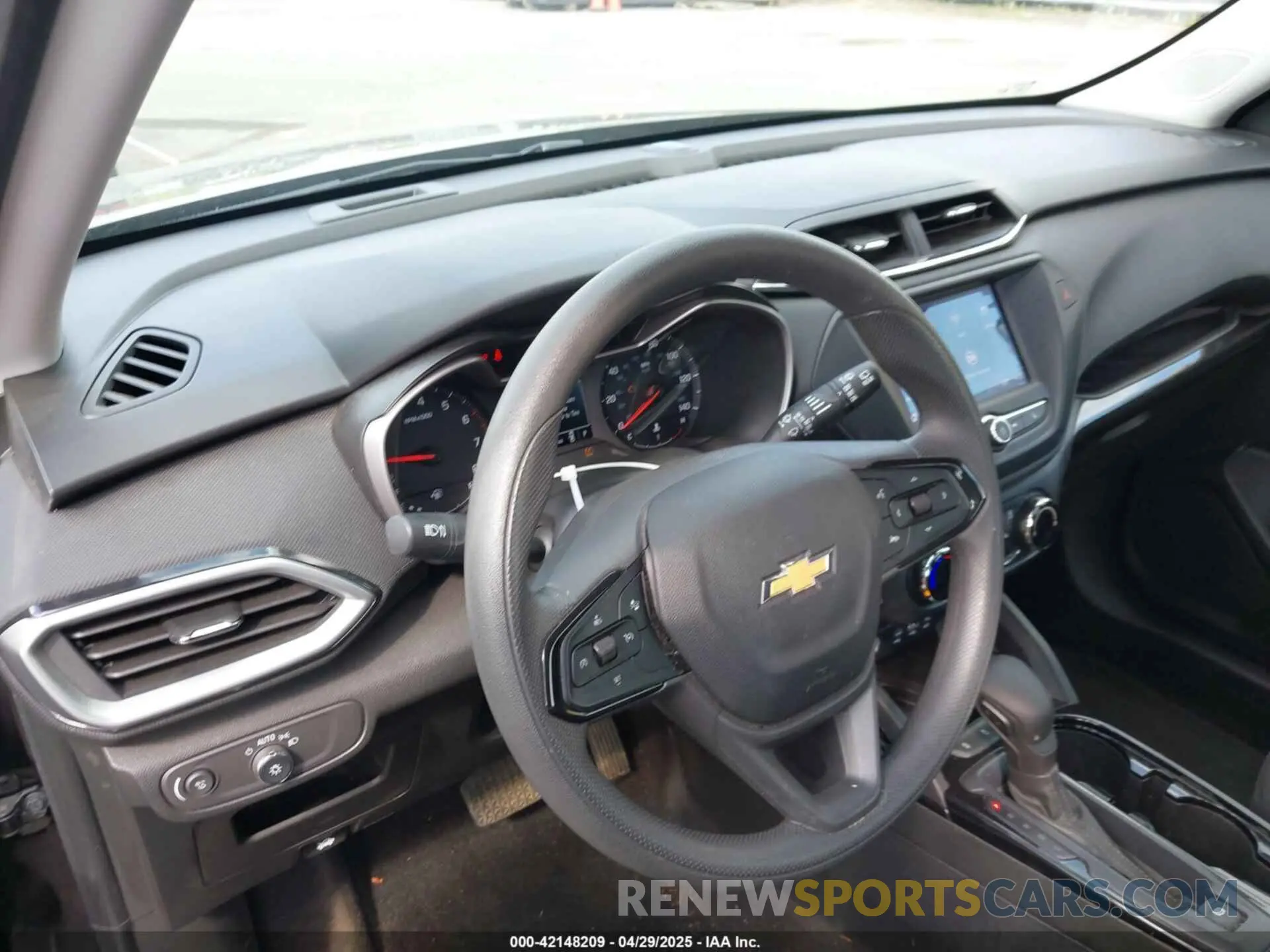 18 Фотография поврежденного автомобиля KL79MMS29NB136993 CHEVROLET TRAILBLAZER 2022
