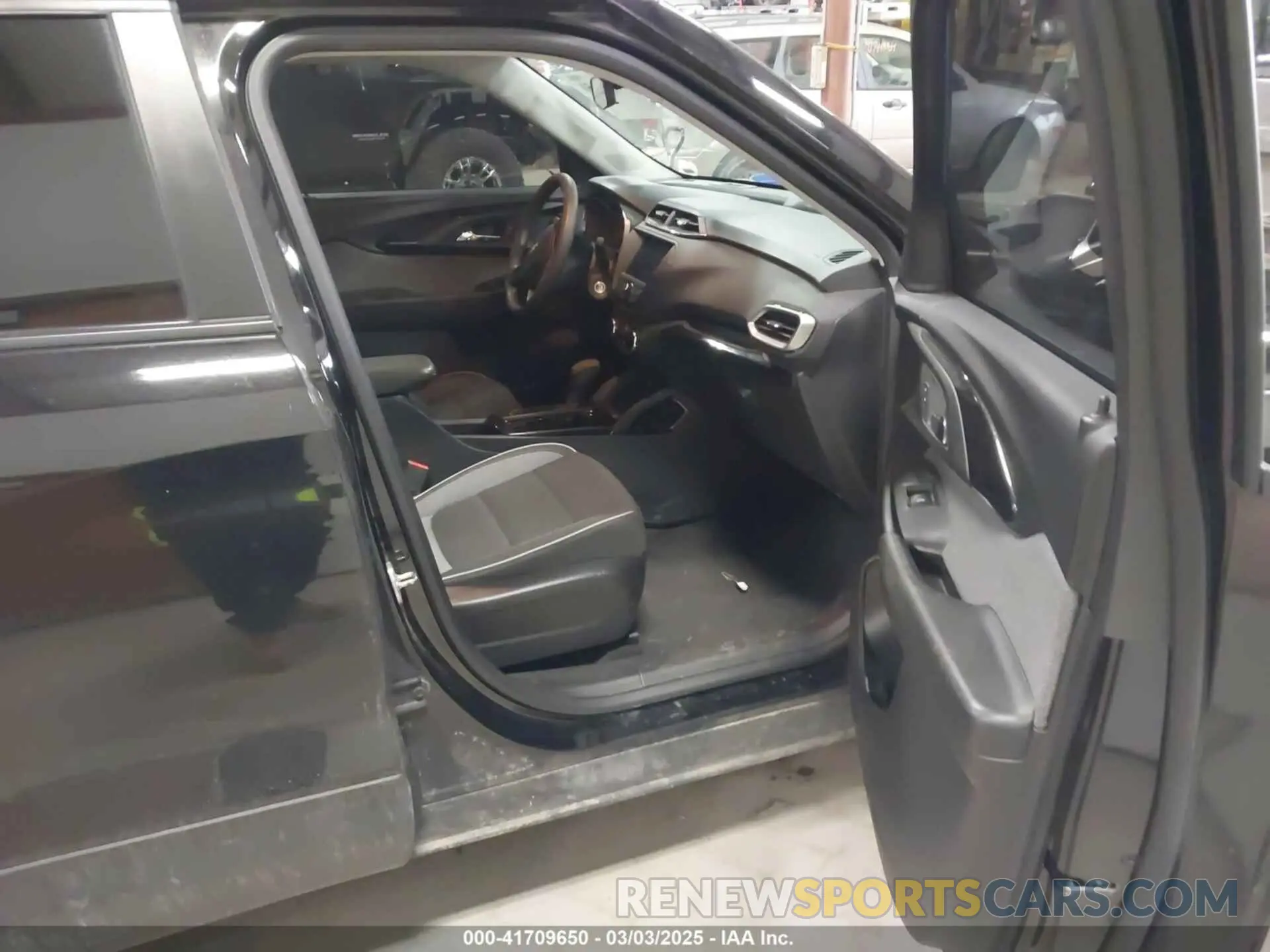 5 Photograph of a damaged car KL79MNSL2NB014071 CHEVROLET TRAILBLAZER 2022