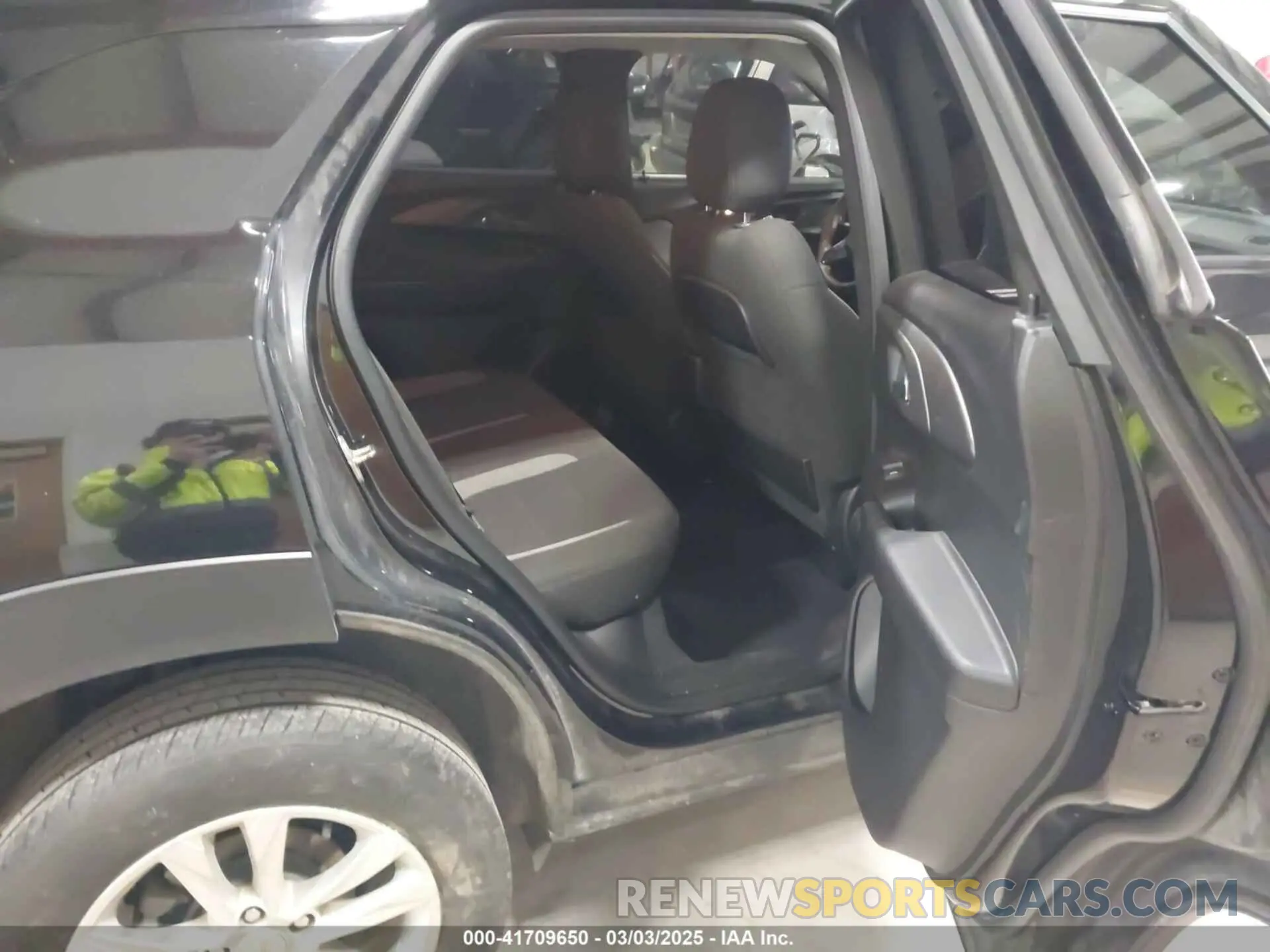 8 Photograph of a damaged car KL79MNSL2NB014071 CHEVROLET TRAILBLAZER 2022