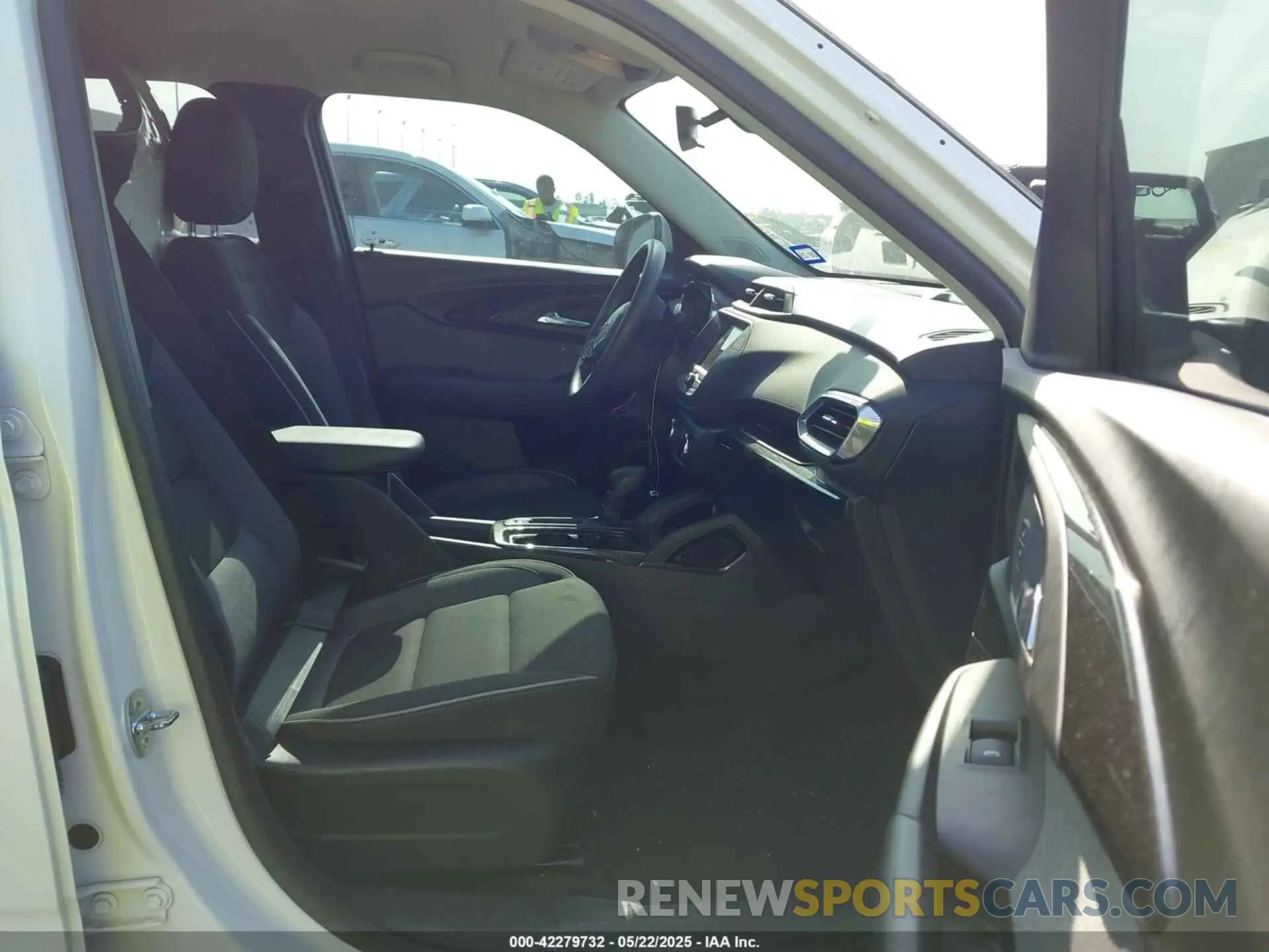 5 Photograph of a damaged car KL79MPS26NB120882 CHEVROLET TRAILBLAZER 2022