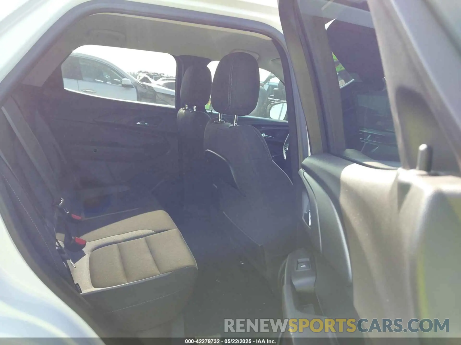 8 Photograph of a damaged car KL79MPS26NB120882 CHEVROLET TRAILBLAZER 2022
