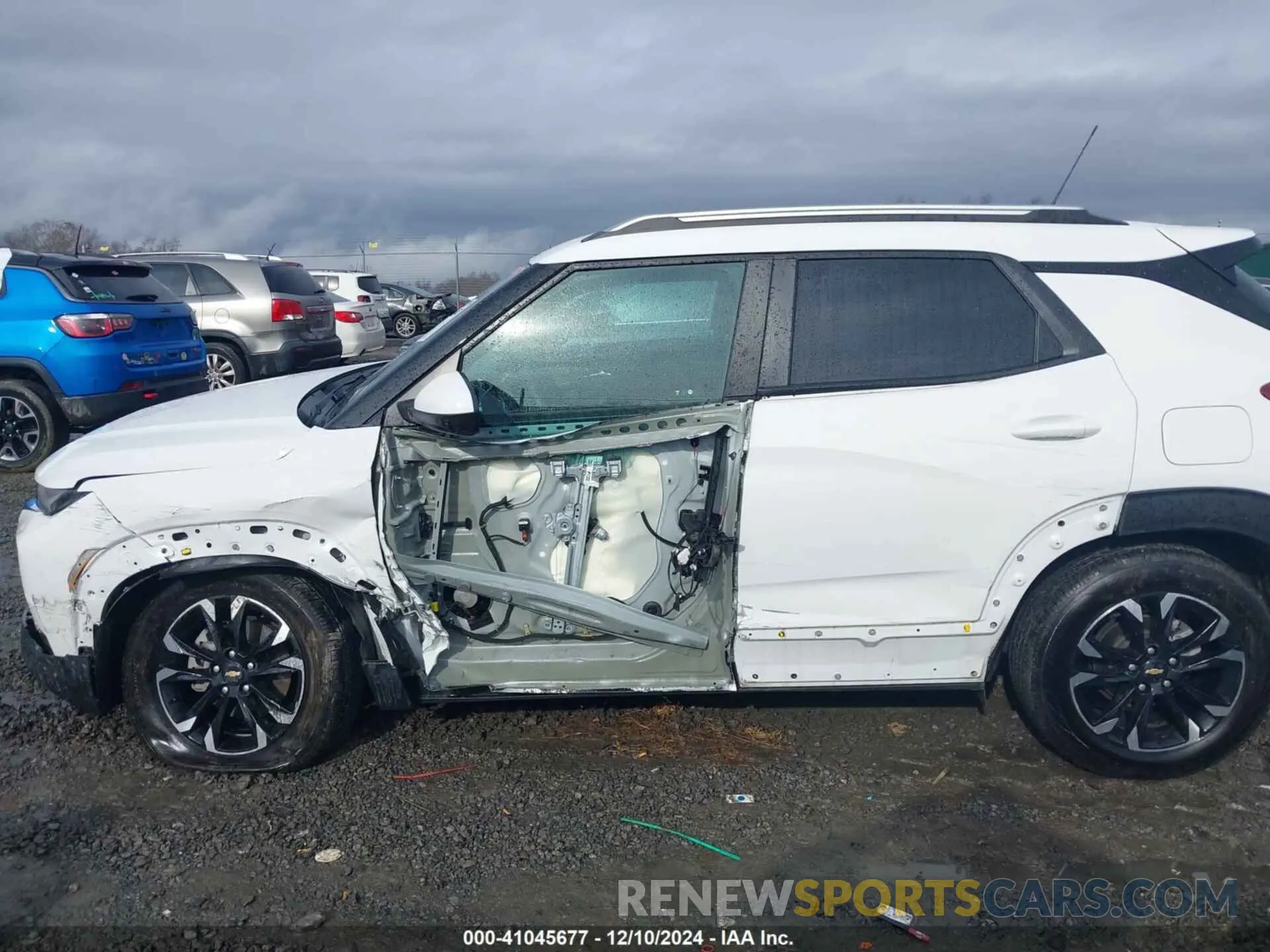 14 Photograph of a damaged car KL79MPSL6NB060952 CHEVROLET TRAILBLAZER 2022