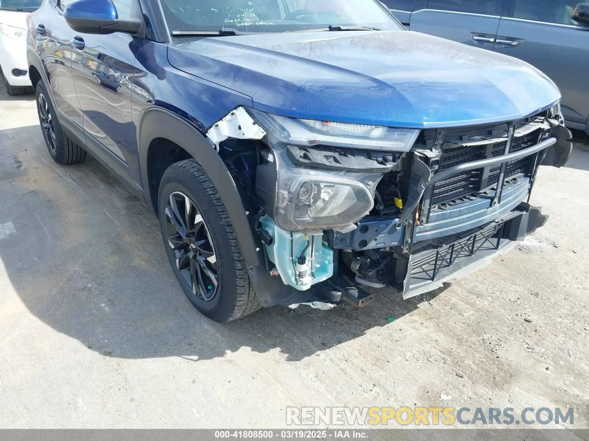 17 Photograph of a damaged car KL79MPSL7NB025451 CHEVROLET TRAILBLAZER 2022