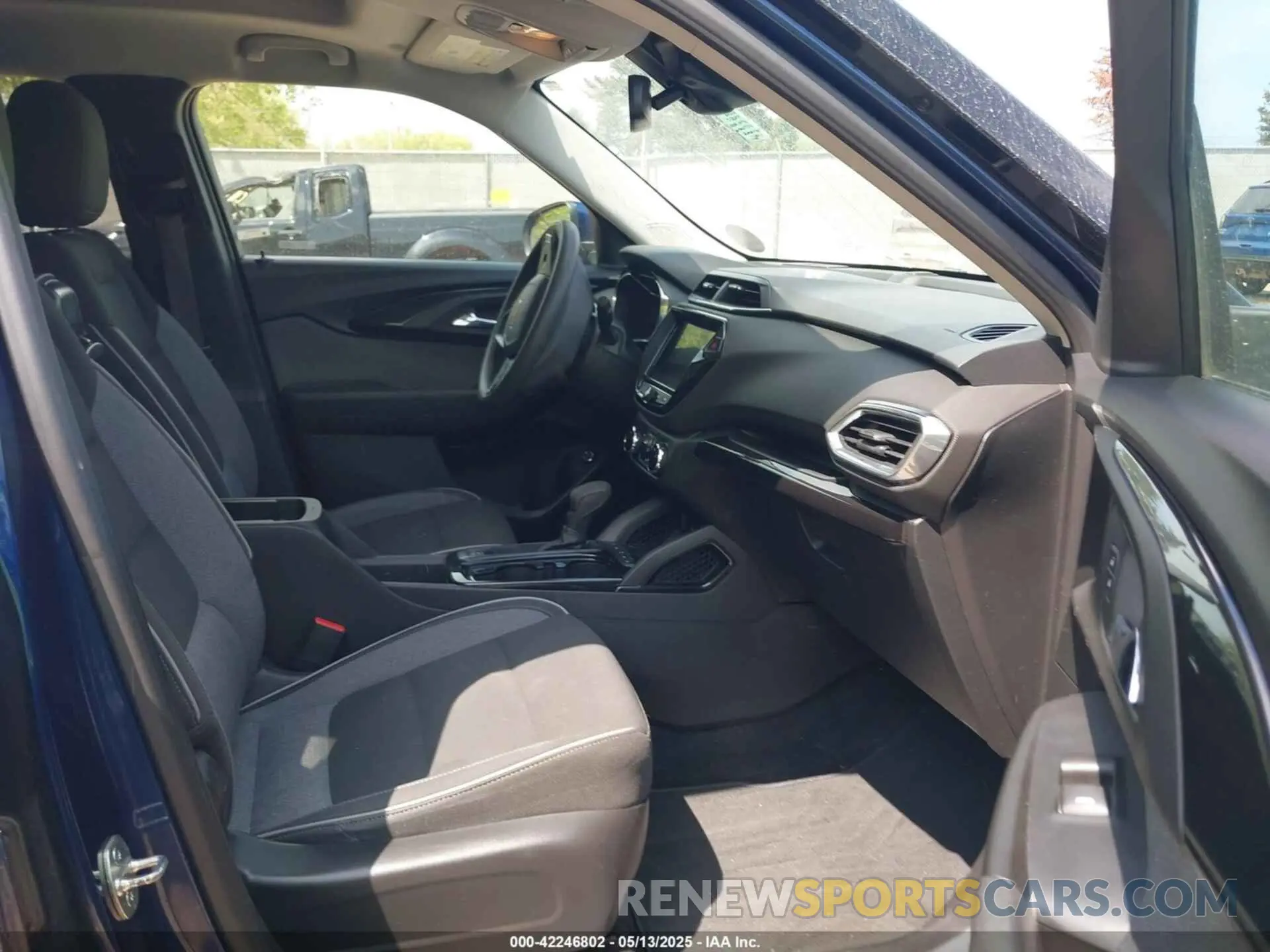 5 Фотография поврежденного автомобиля KL79MPSL9NB060718 CHEVROLET TRAILBLAZER 2022
