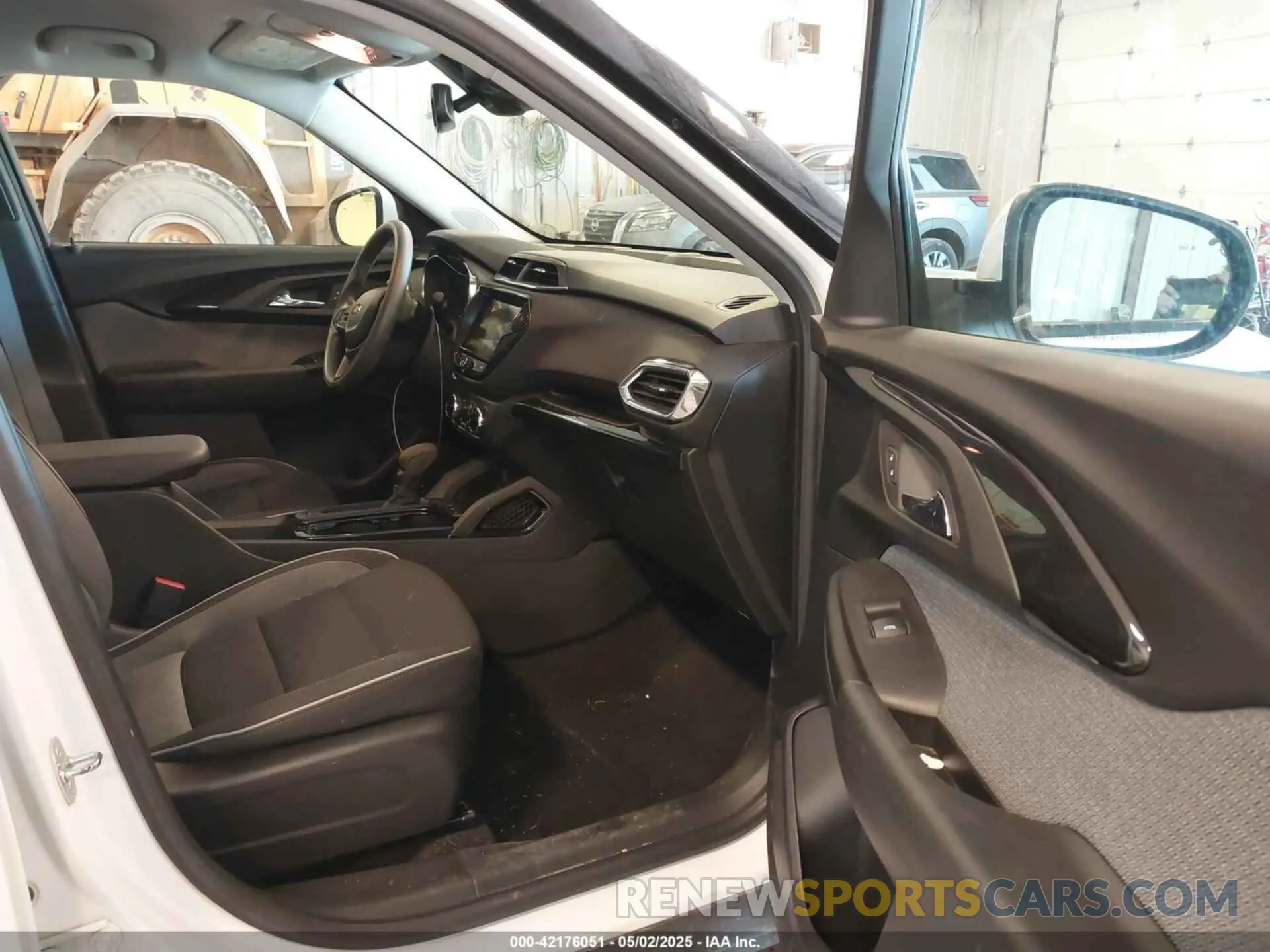 5 Фотография поврежденного автомобиля KL79MRSL1NB132913 CHEVROLET TRAILBLAZER 2022