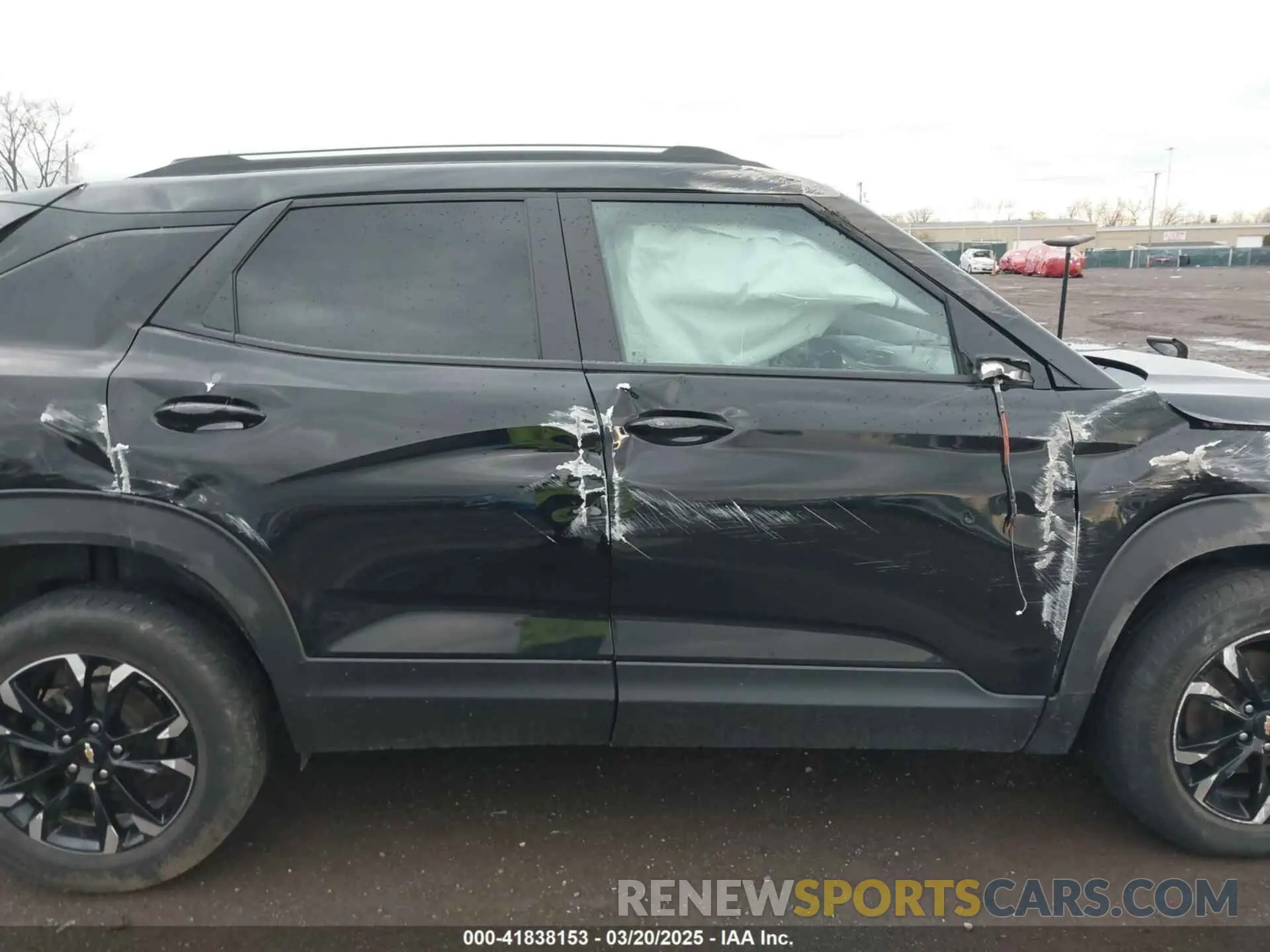 13 Photograph of a damaged car KL79MRSL2NB103484 CHEVROLET TRAILBLAZER 2022