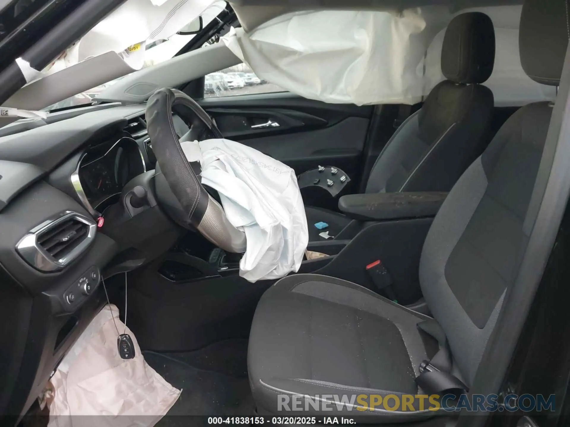 5 Photograph of a damaged car KL79MRSL2NB103484 CHEVROLET TRAILBLAZER 2022