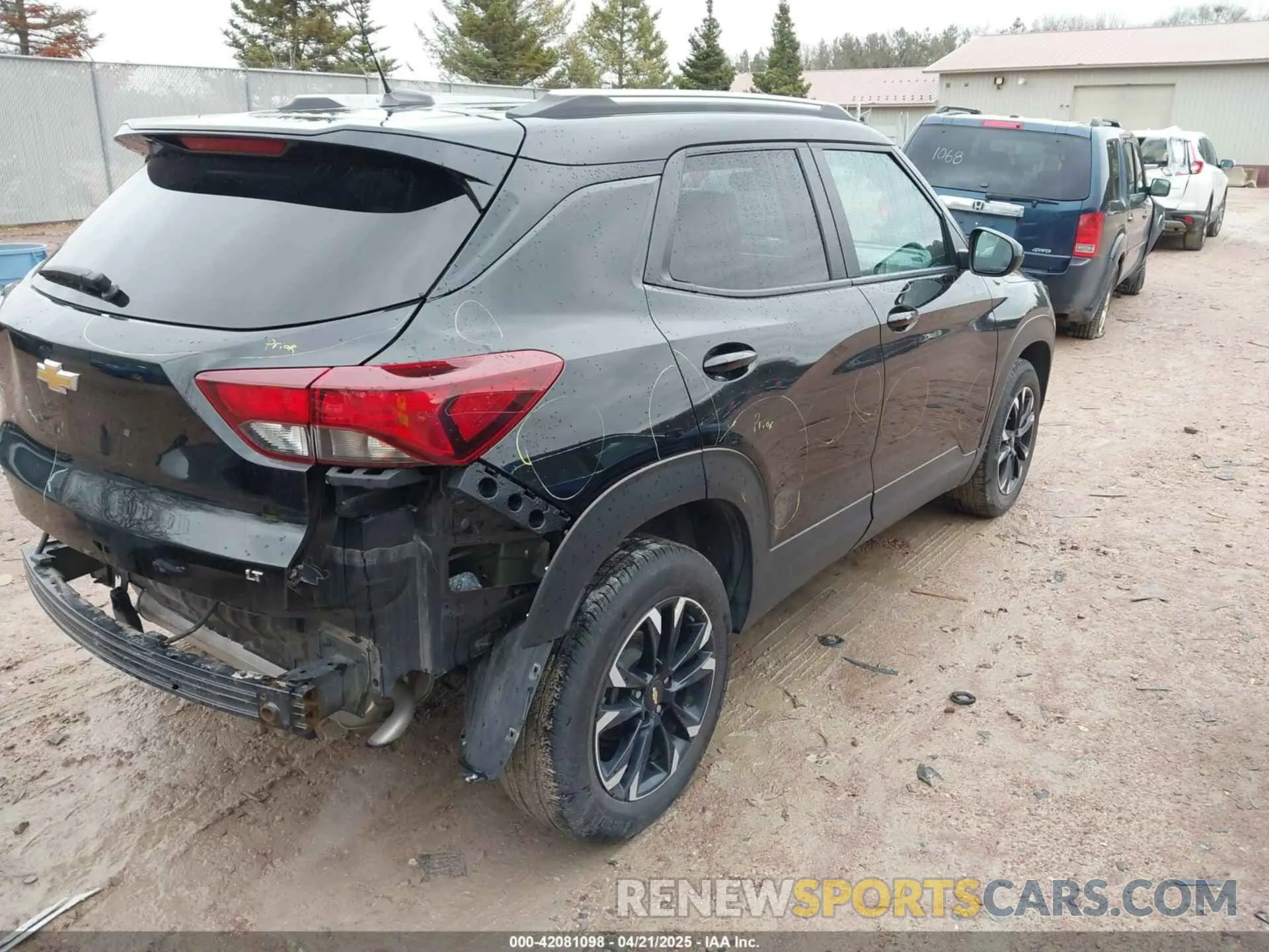 4 Photograph of a damaged car KL79MRSL6NB012136 CHEVROLET TRAILBLAZER 2022