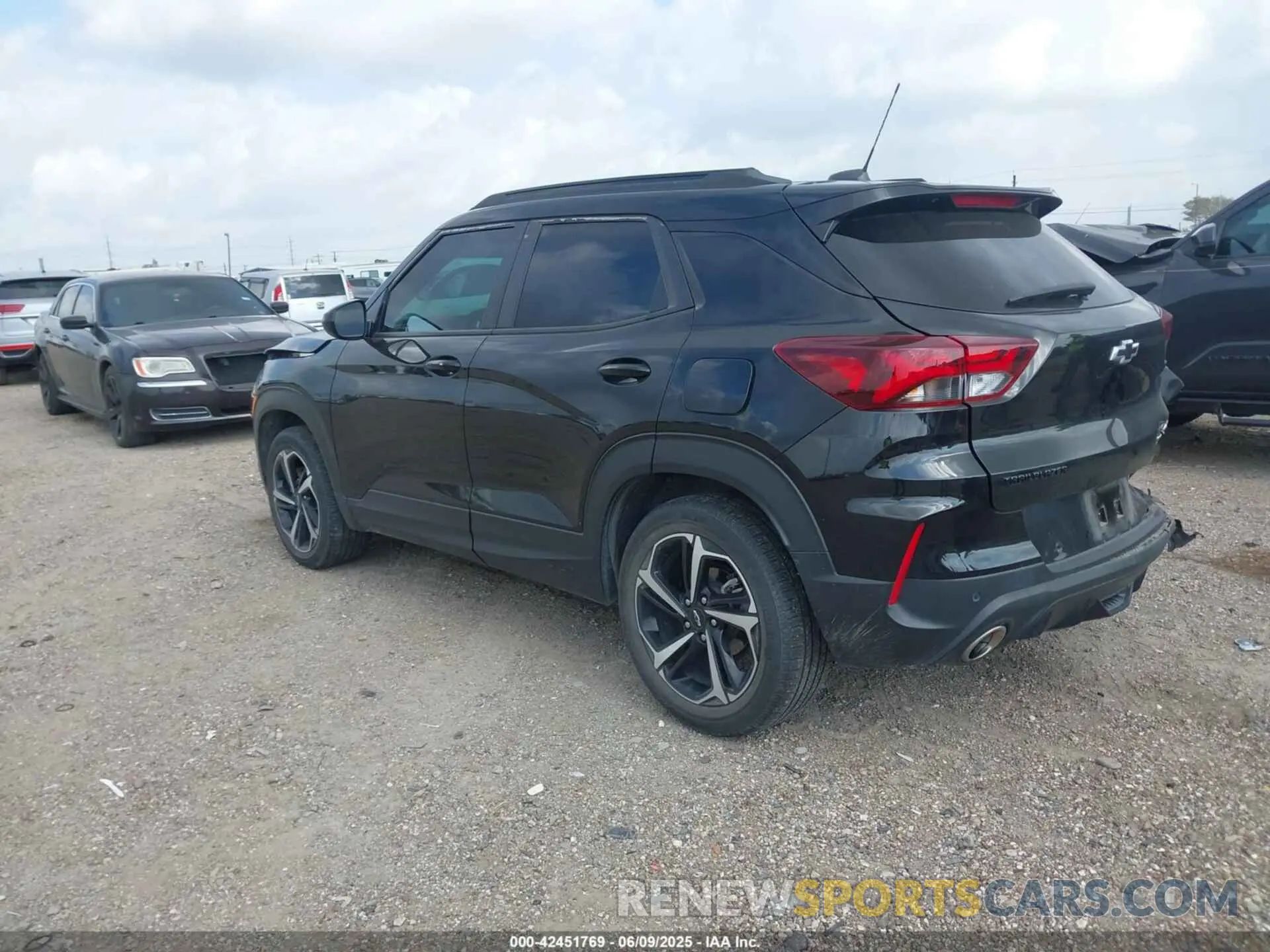 3 Фотография поврежденного автомобиля KL79MTSL0NB032718 CHEVROLET TRAILBLAZER 2022