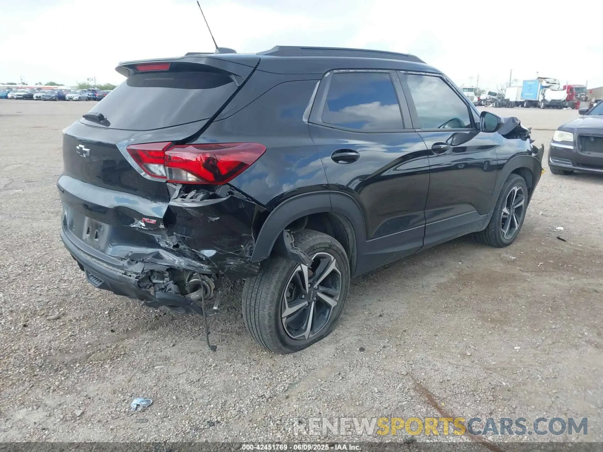 4 Фотография поврежденного автомобиля KL79MTSL0NB032718 CHEVROLET TRAILBLAZER 2022