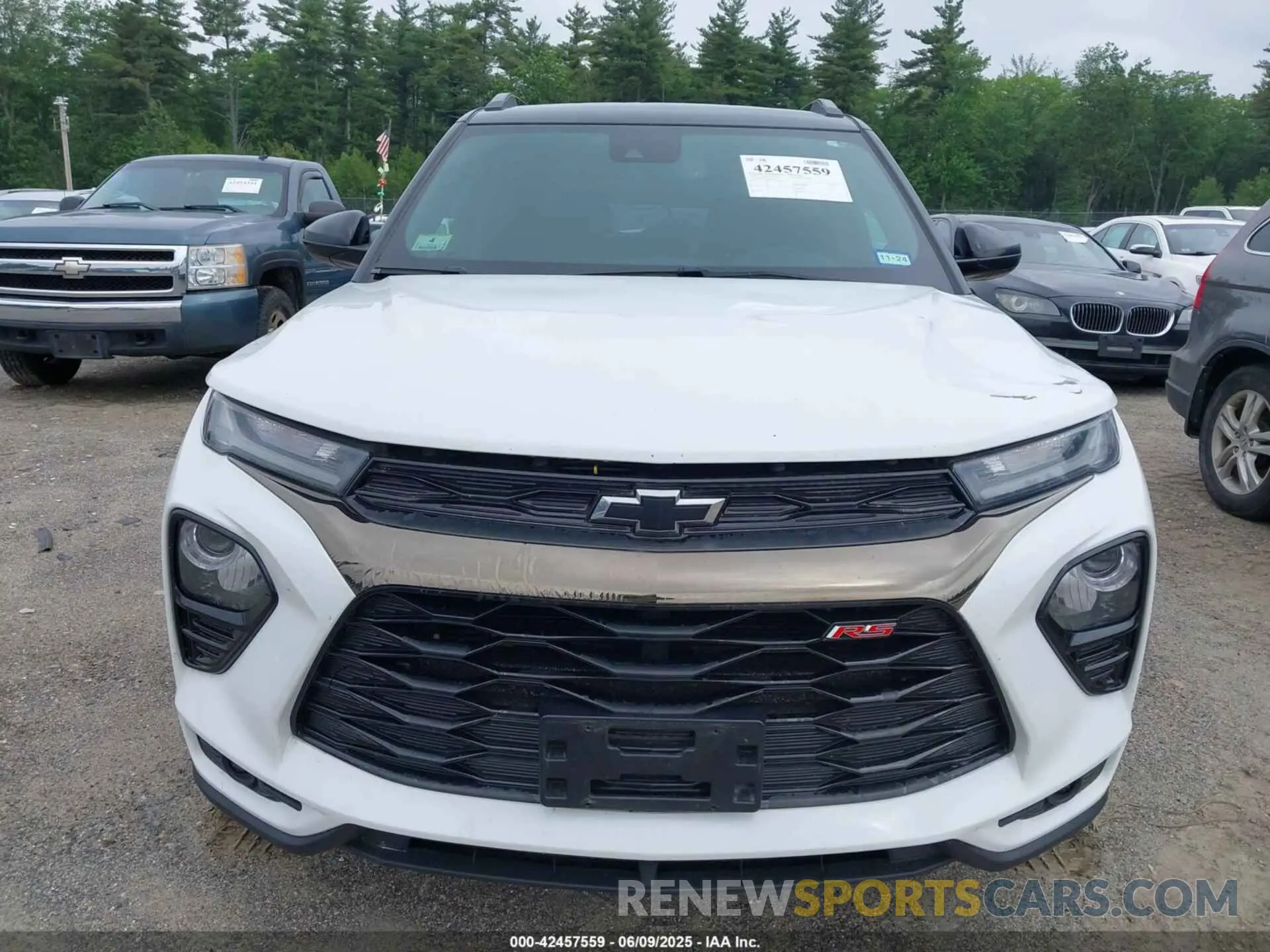 12 Photograph of a damaged car KL79MTSL2NB010512 CHEVROLET TRAILBLAZER 2022
