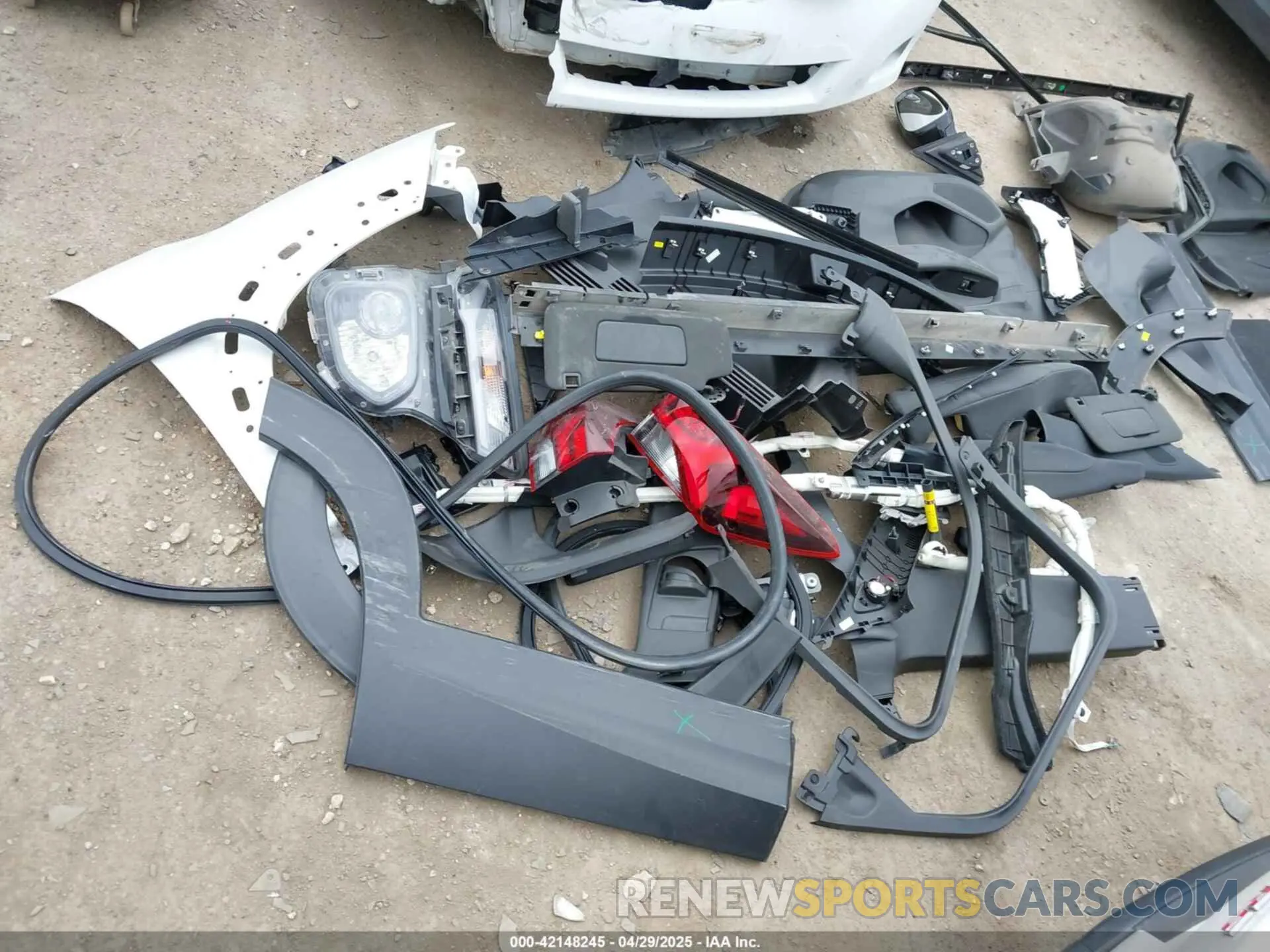 12 Photograph of a damaged car KL79MTSL3NB118959 CHEVROLET TRAILBLAZER 2022