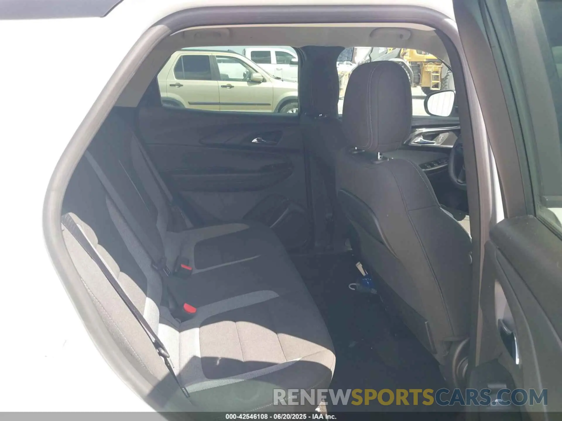 8 Photograph of a damaged car KL79MMS24PB168155 CHEVROLET TRAILBLAZER 2023