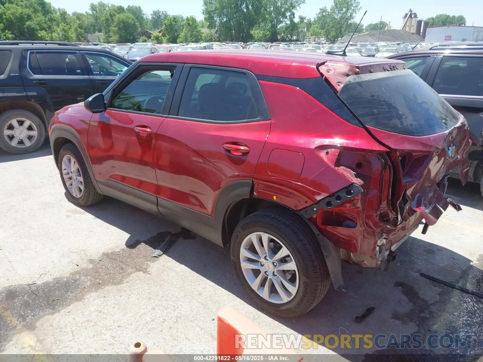 3 Фотография поврежденного автомобиля KL79MMS27PB170448 CHEVROLET TRAILBLAZER 2023
