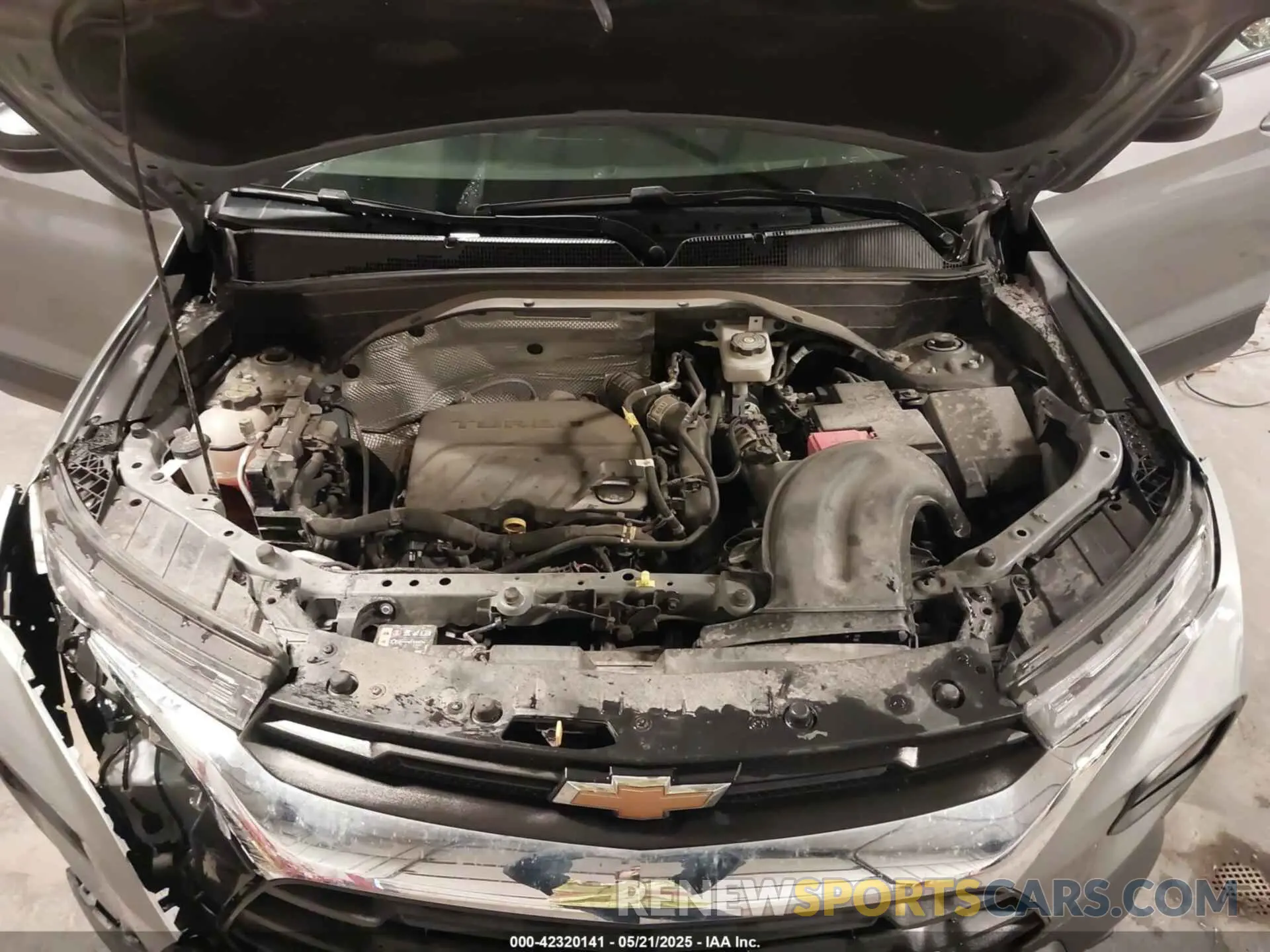 10 Photograph of a damaged car KL79MMS2XPB189284 CHEVROLET TRAILBLAZER 2023