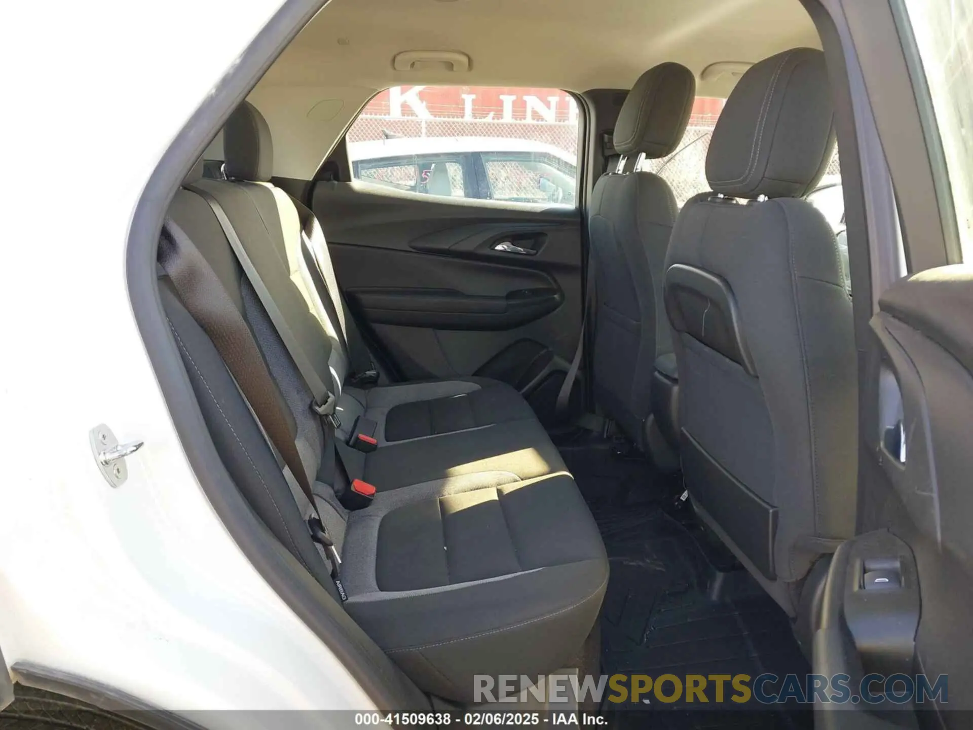 8 Photograph of a damaged car KL79MNSL1PB126718 CHEVROLET TRAILBLAZER 2023