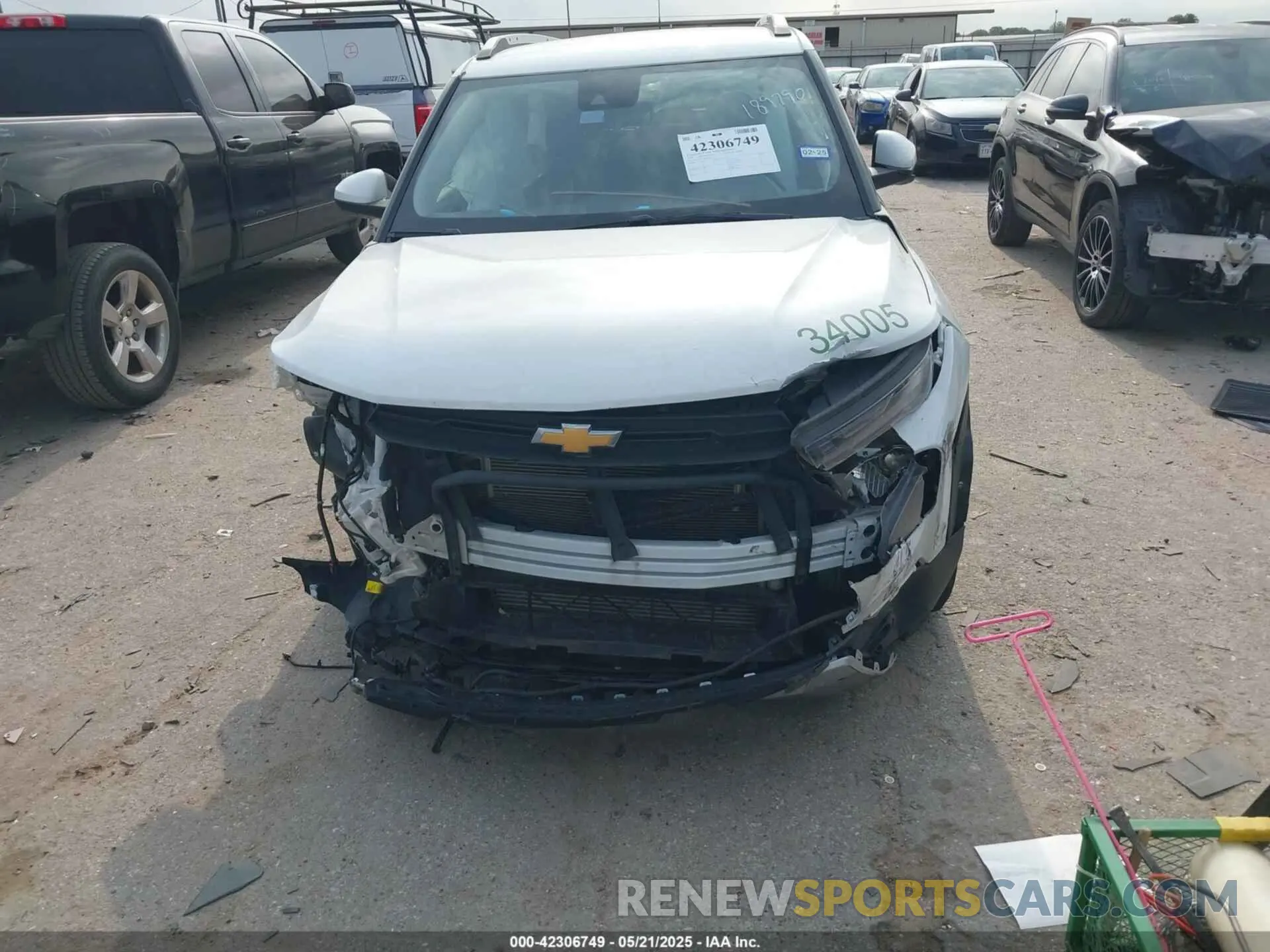 12 Фотография поврежденного автомобиля KL79MPS24PB035297 CHEVROLET TRAILBLAZER 2023