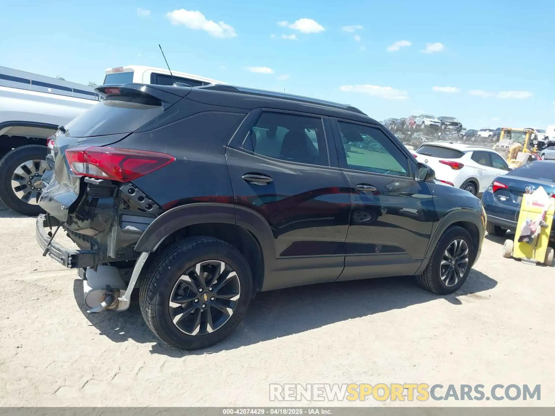 13 Photograph of a damaged car KL79MPSL6PB003993 CHEVROLET TRAILBLAZER 2023