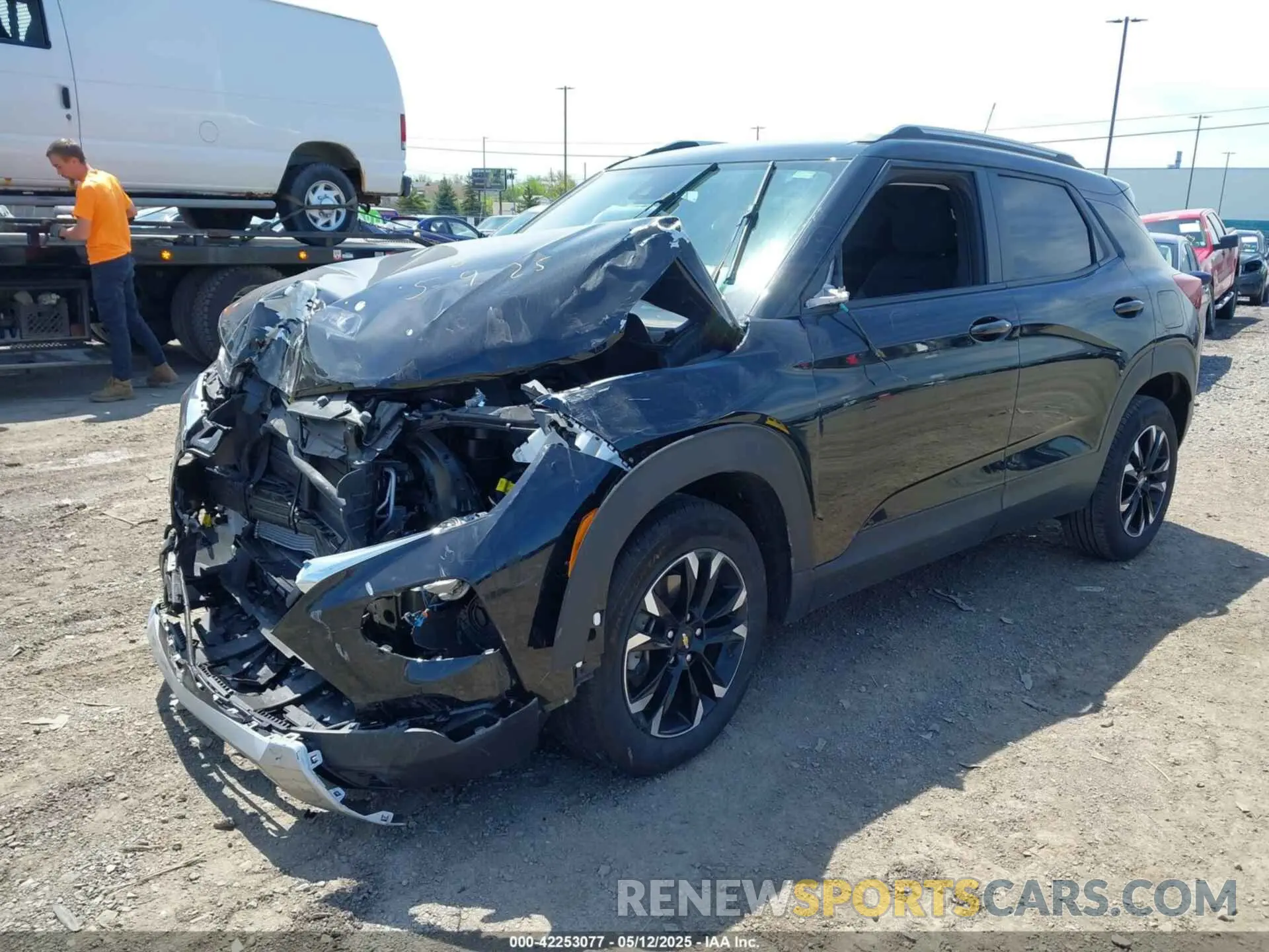 2 Фотография поврежденного автомобиля KL79MPSL8PB080333 CHEVROLET TRAILBLAZER 2023