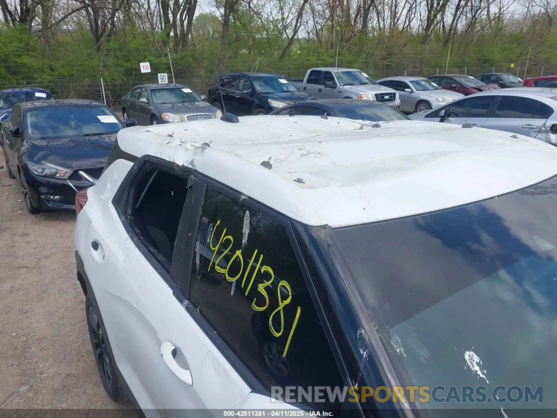 6 Photograph of a damaged car KL79MPSL9PB115624 CHEVROLET TRAILBLAZER 2023
