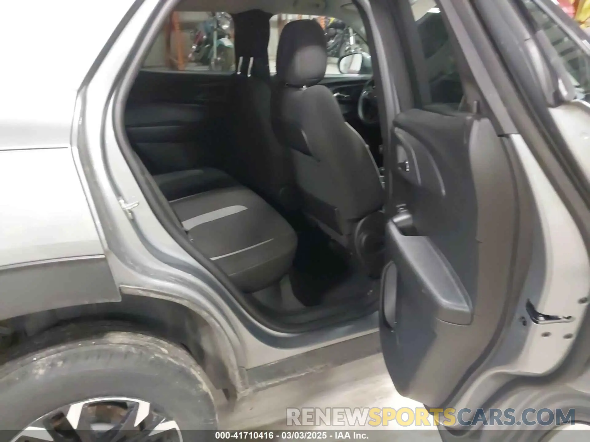 8 Фотография поврежденного автомобиля KL79MRSL3PB206531 CHEVROLET TRAILBLAZER 2023