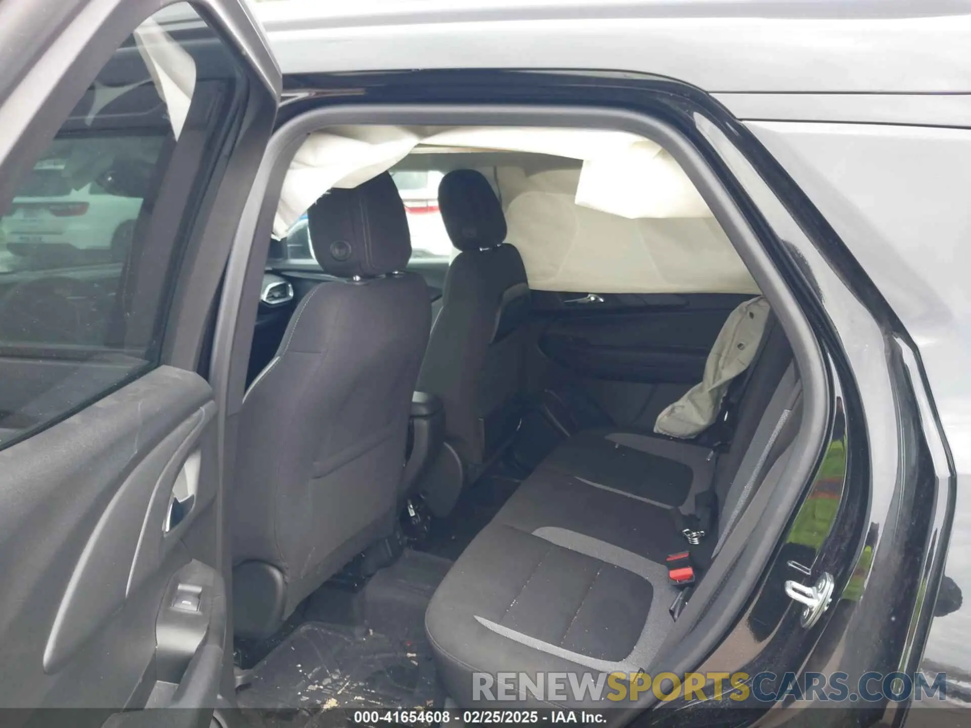8 Фотография поврежденного автомобиля KL79MRSL6PB189806 CHEVROLET TRAILBLAZER 2023