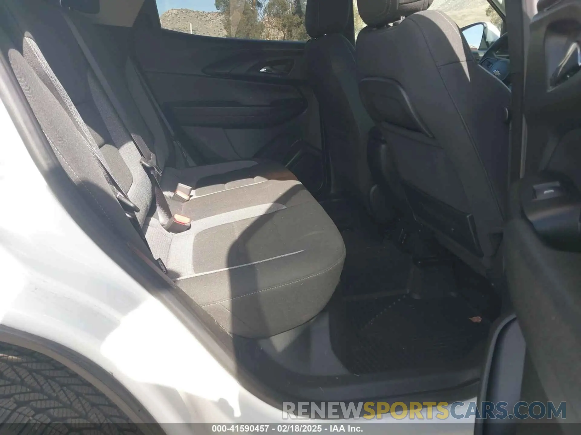 8 Photograph of a damaged car KL79MRSL8PB120812 CHEVROLET TRAILBLAZER 2023
