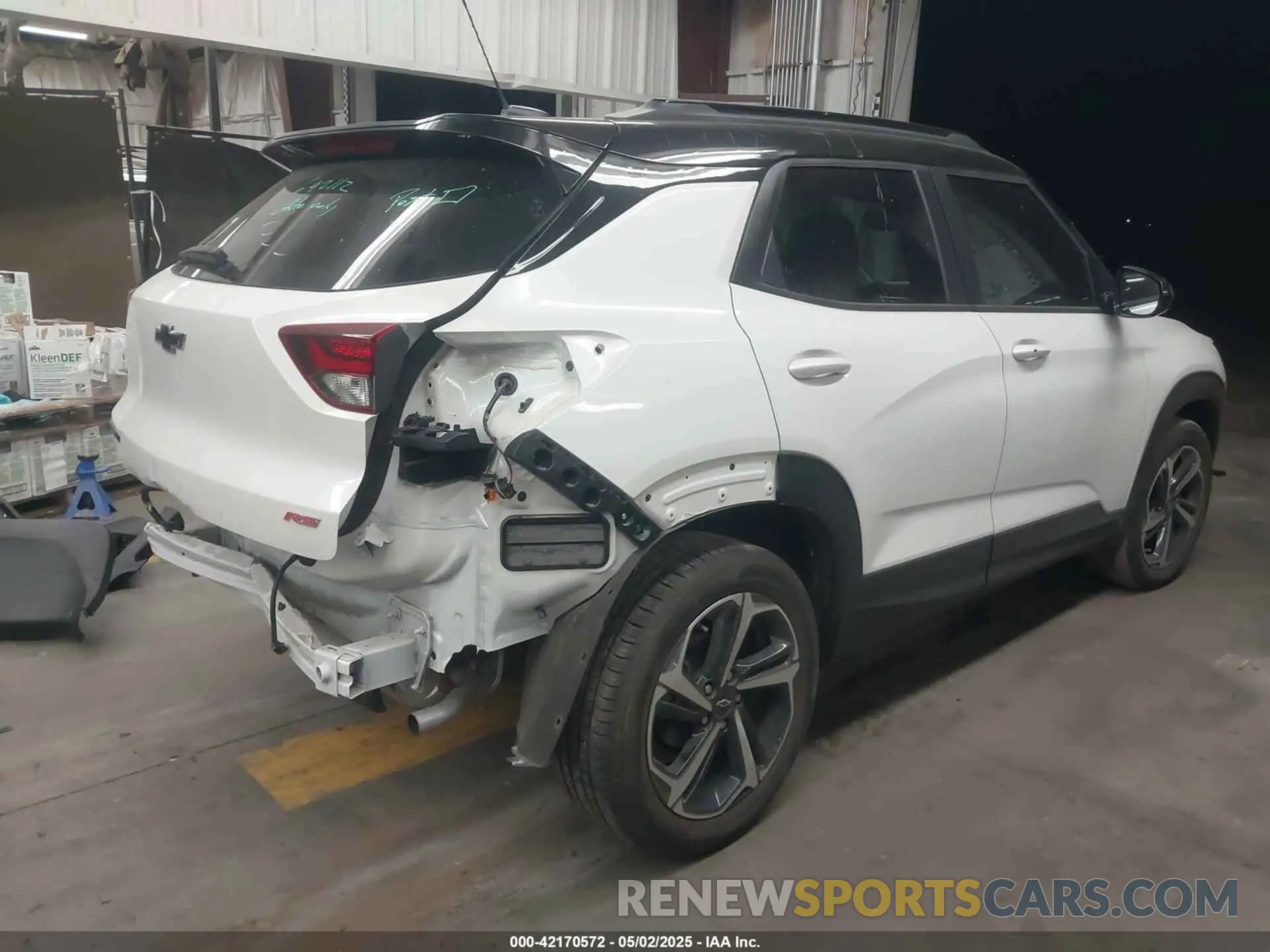 4 Photograph of a damaged car KL79MTSL3PB195589 CHEVROLET TRAILBLAZER 2023