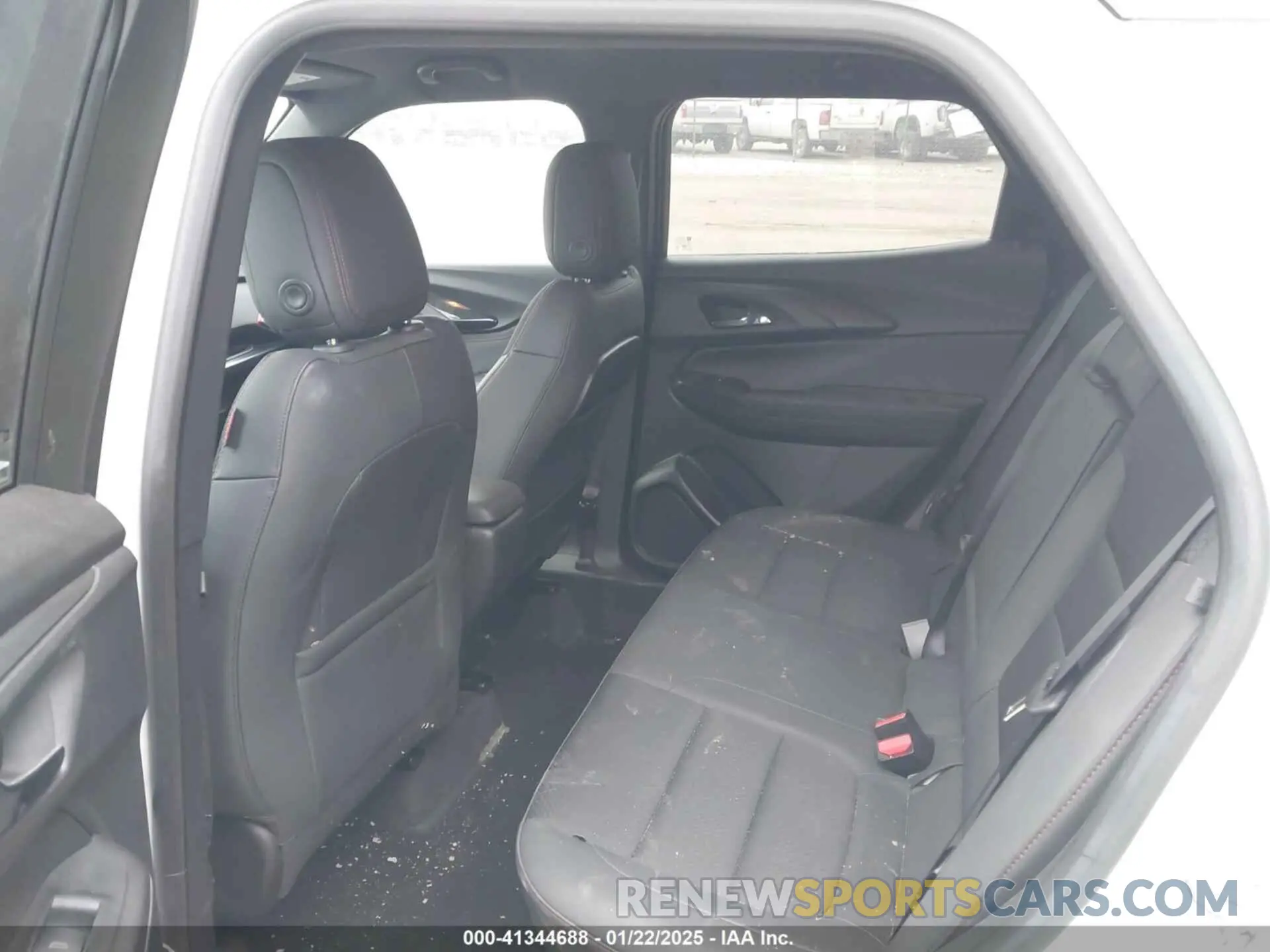 8 Фотография поврежденного автомобиля KL79MTSL5PB175411 CHEVROLET TRAILBLAZER 2023