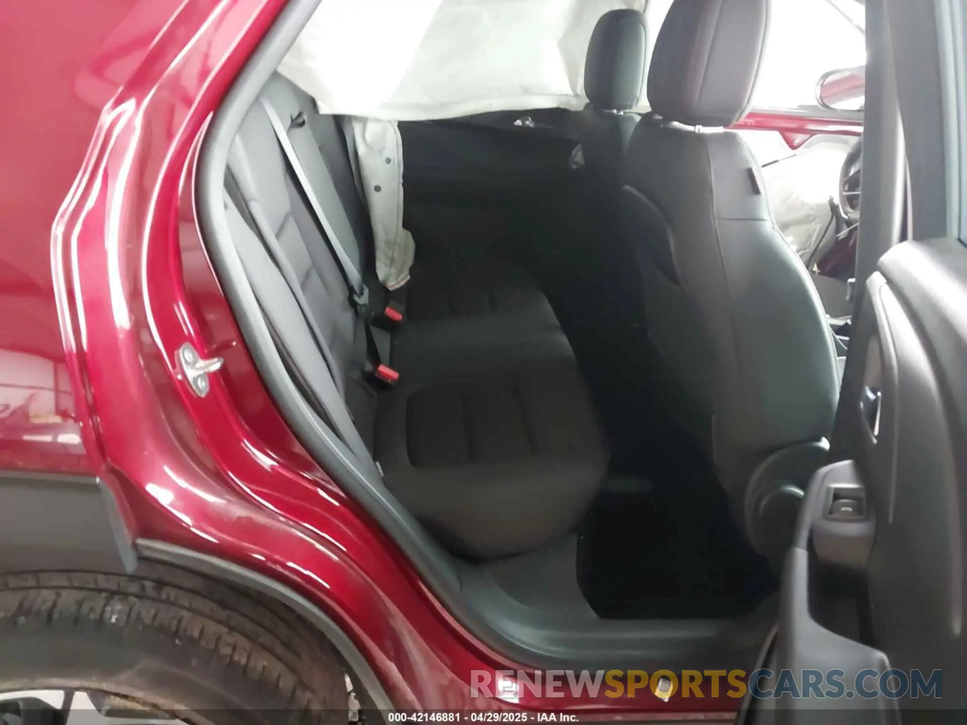 8 Photograph of a damaged car KL79MTSL6PB196428 CHEVROLET TRAILBLAZER 2023