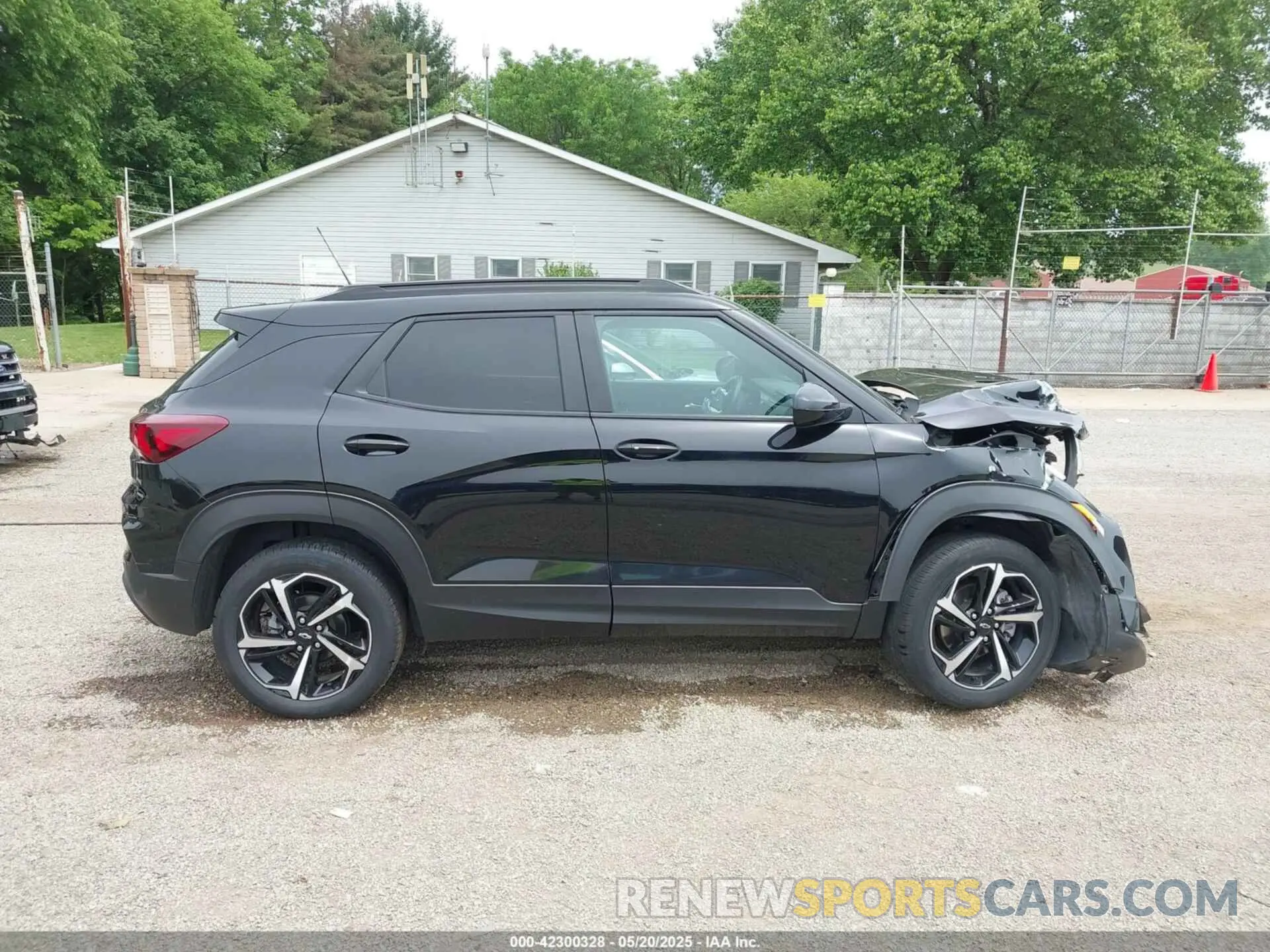 14 Photograph of a damaged car KL79MUSL1PB190042 CHEVROLET TRAILBLAZER 2023