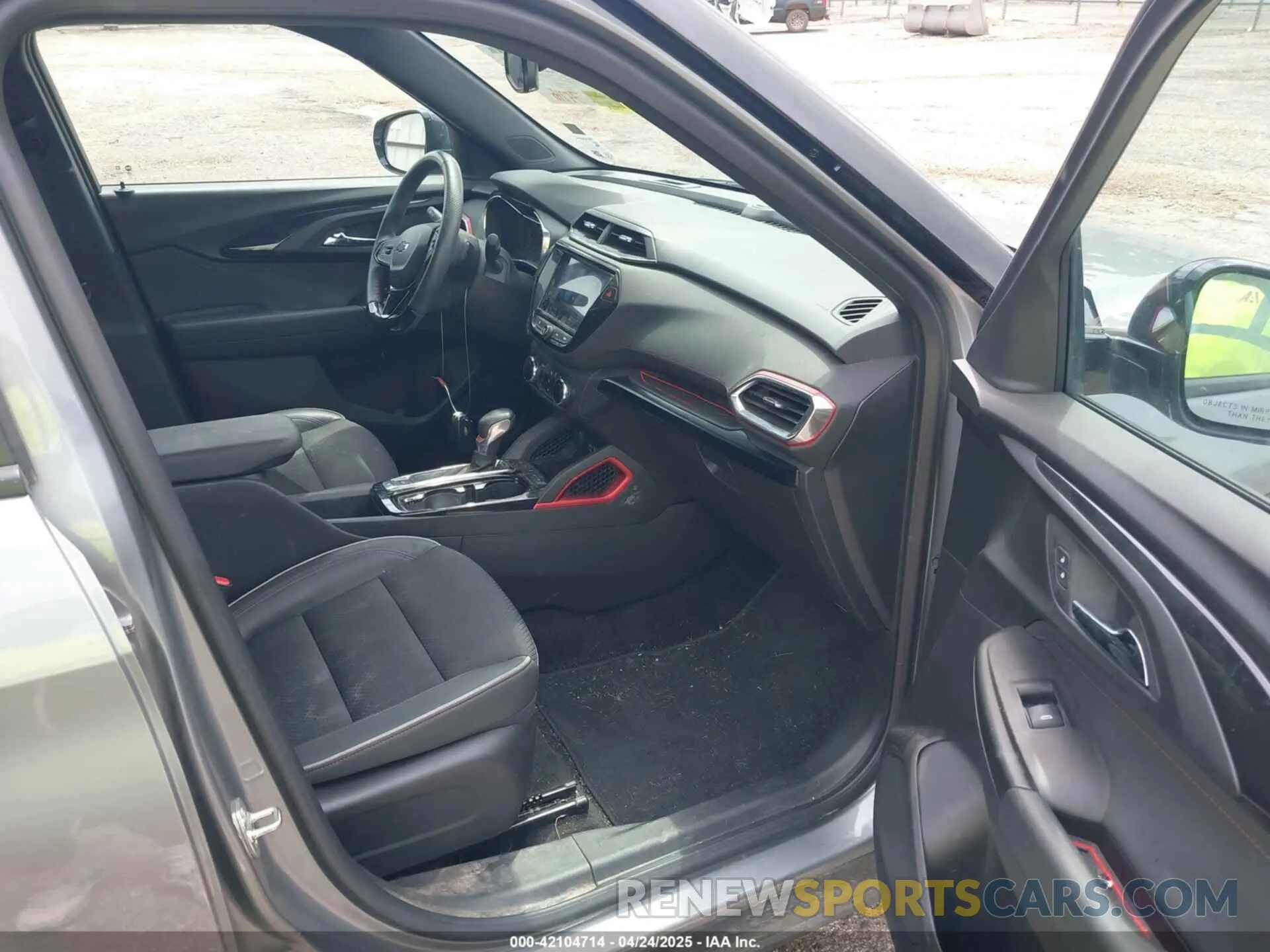 5 Фотография поврежденного автомобиля KL79MUSL1PB216879 CHEVROLET TRAILBLAZER 2023