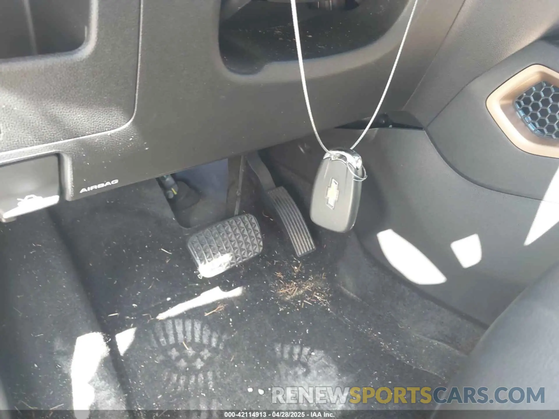 11 Photograph of a damaged car KL79MVSL6PB178085 CHEVROLET TRAILBLAZER 2023