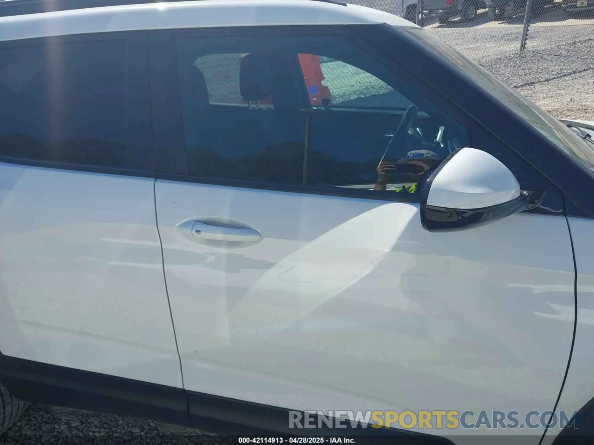 14 Photograph of a damaged car KL79MVSL6PB178085 CHEVROLET TRAILBLAZER 2023