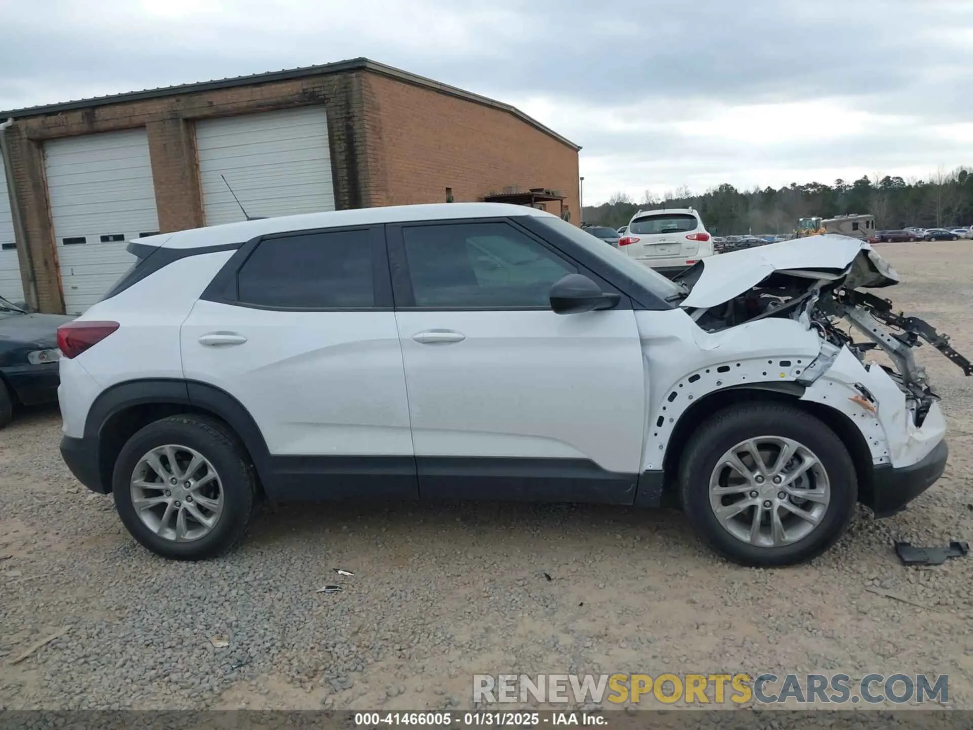 14 Photograph of a damaged car KL79MMSL8RB131590 CHEVROLET TRAILBLAZER 2024