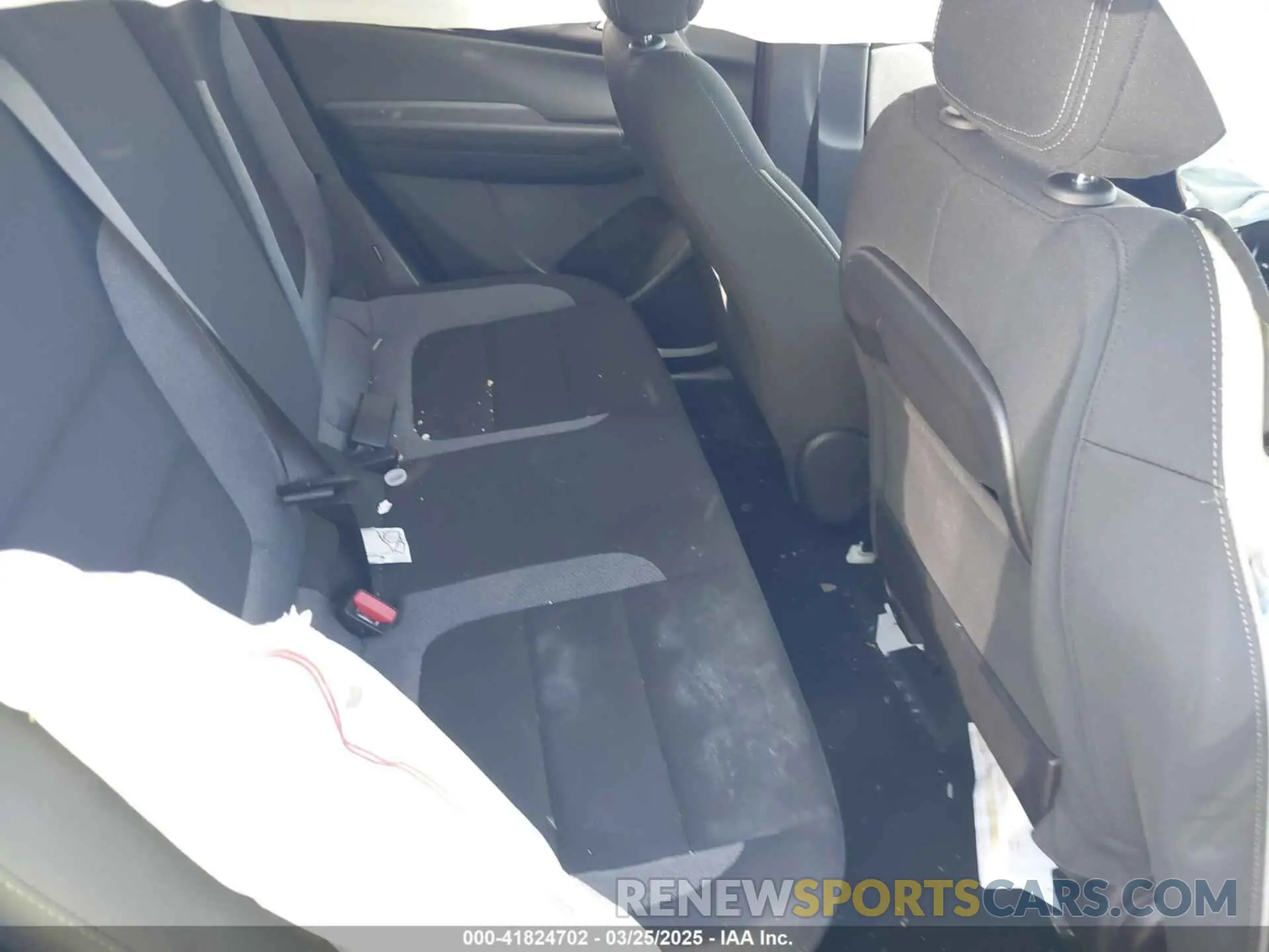8 Фотография поврежденного автомобиля KL79MMSLXRB135138 CHEVROLET TRAILBLAZER 2024